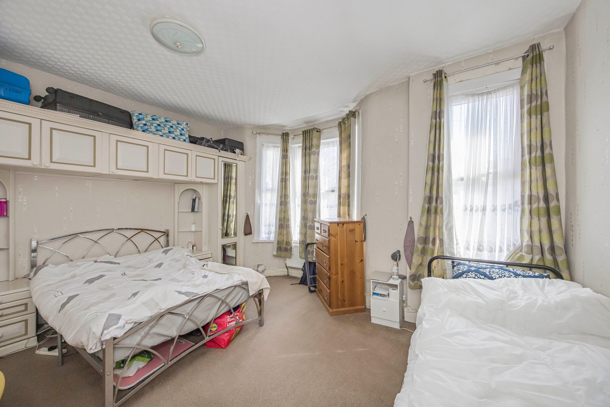 3 bed mid-terraced house for sale in Goodall Road, London, E11  - Property Image 17