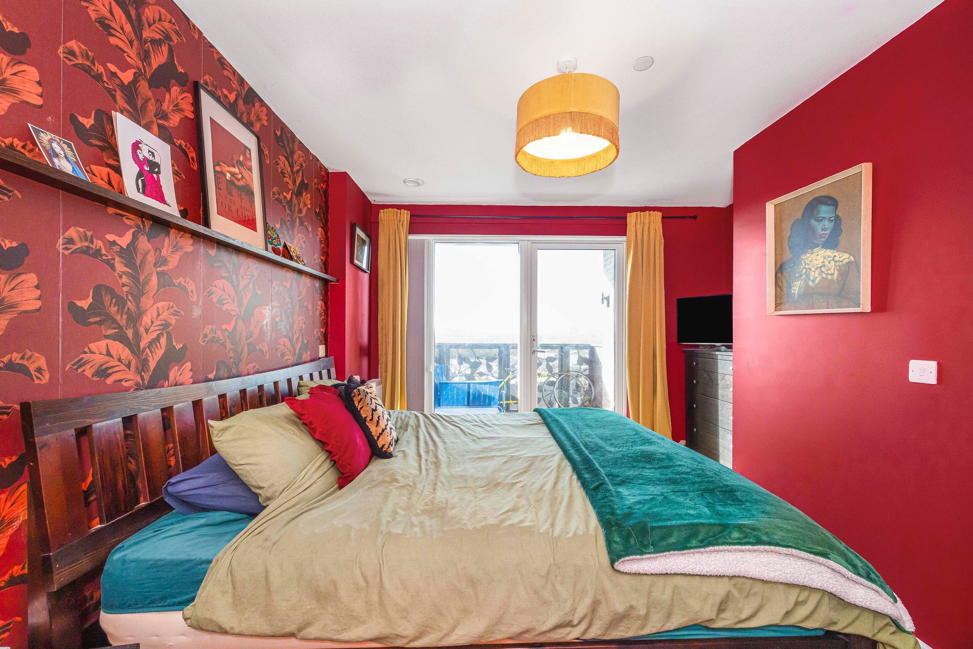 2 bed apartment for sale in Dunedin Road, Siskin Apartments, E10 7