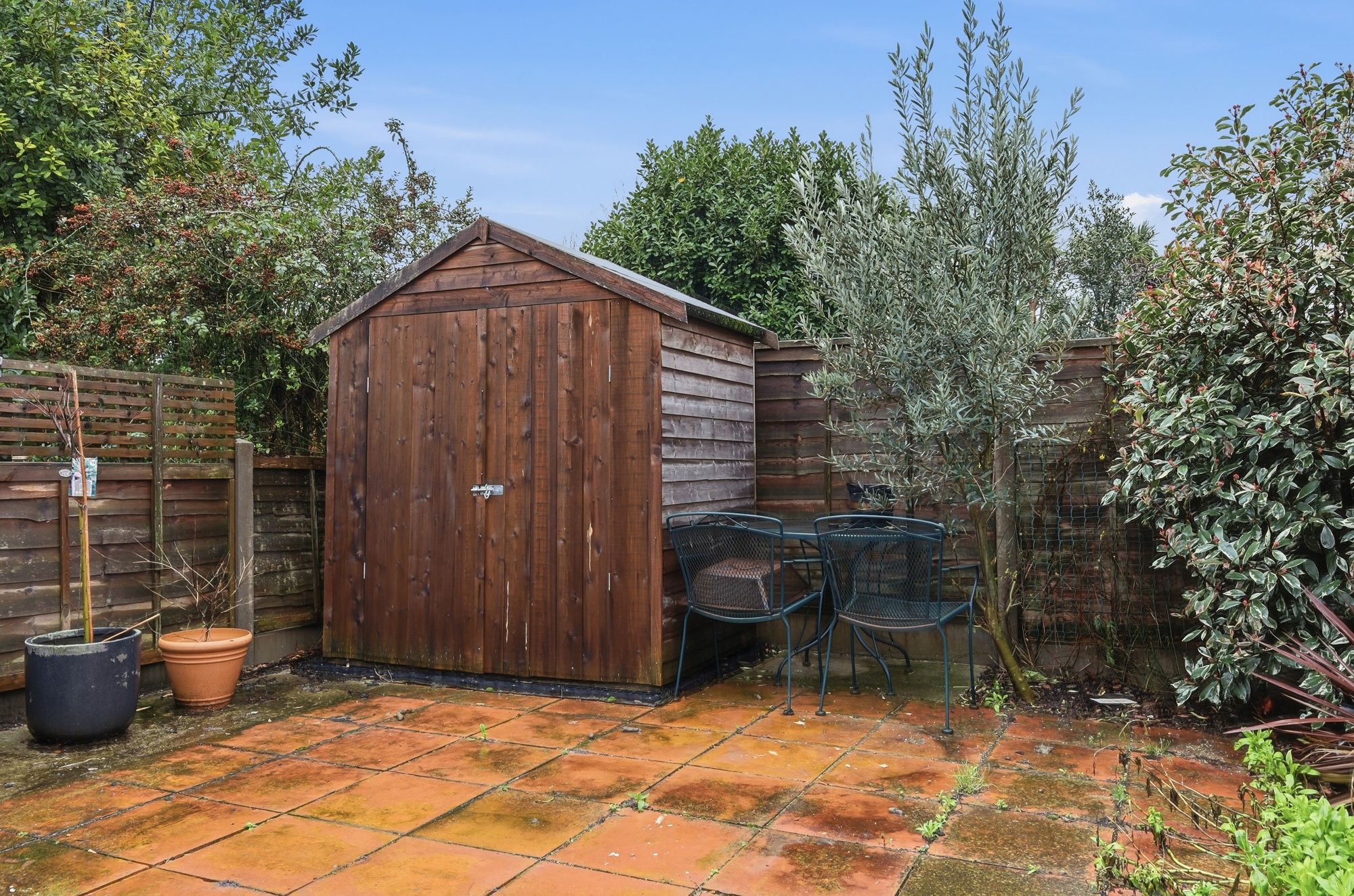 2 bed flat for sale in Jersey Road, Leytonstone, E11 14