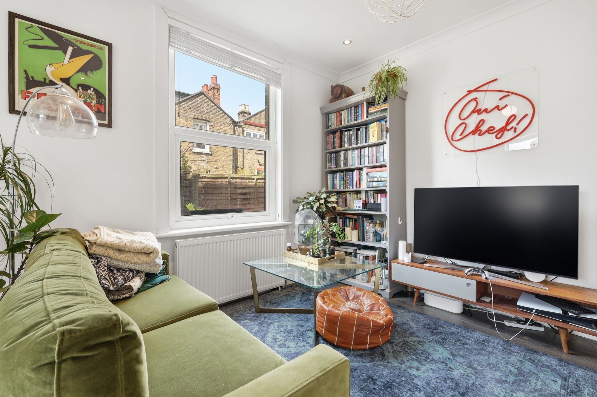 2 bed flat for sale in Jersey Road, Leytonstone, E11 6