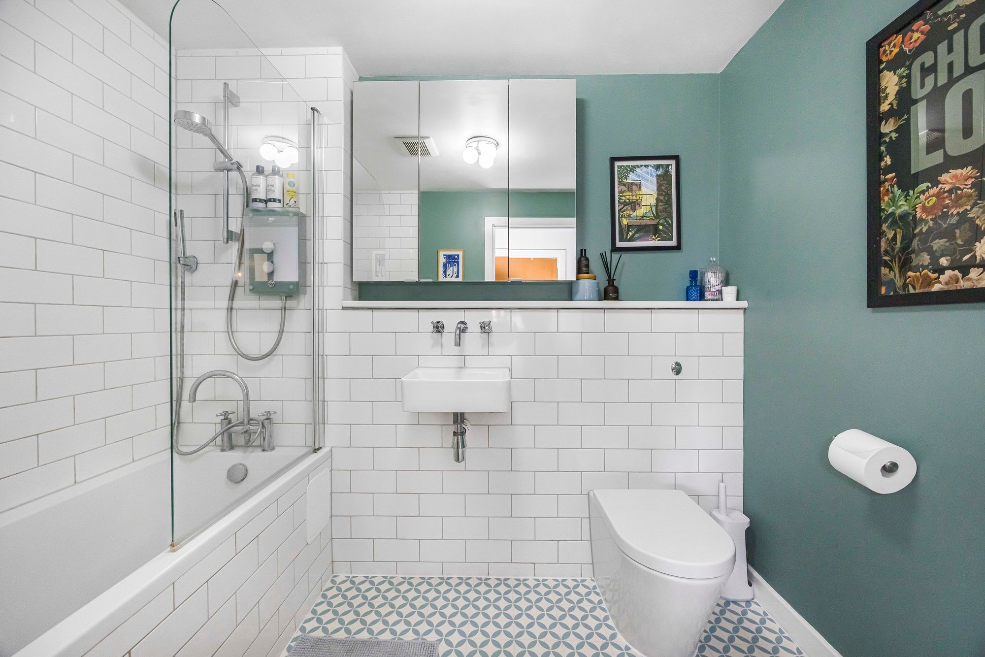 2 bed flat for sale in Kitchen Court, Brisbane Road, Leyton, E10 12