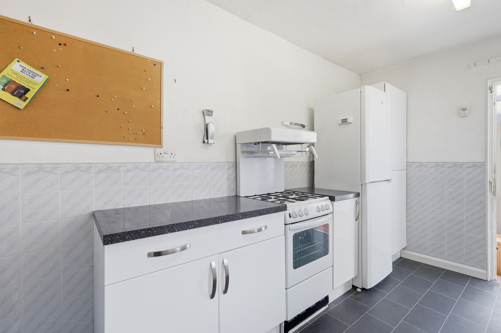 3 bed terraced house for sale in Dunedin Road, London, E10 7