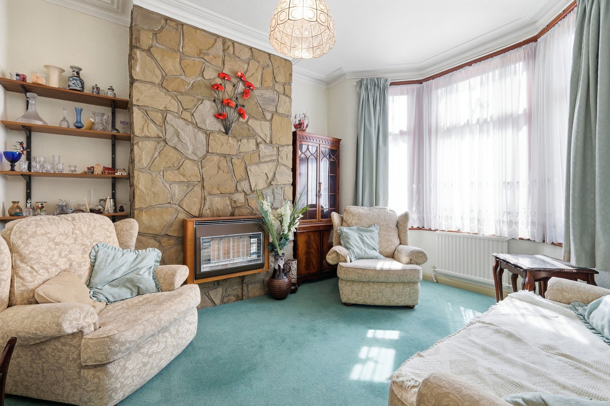 3 bed terraced house for sale in Dunedin Road, London, E10  - Property Image 3