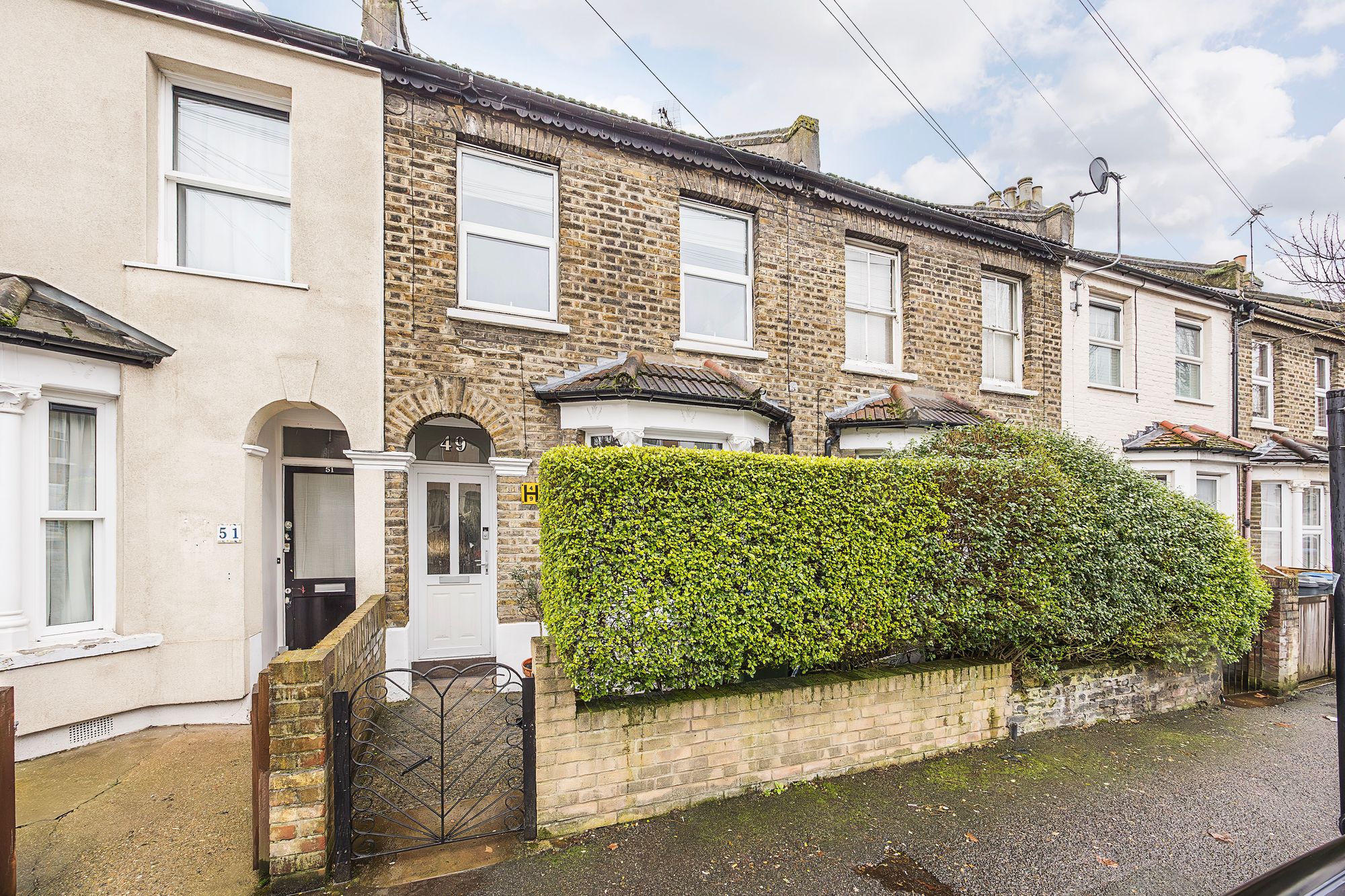 2 bed flat to rent in Stewart Road, Leytonstone, E15 - Property Image 1