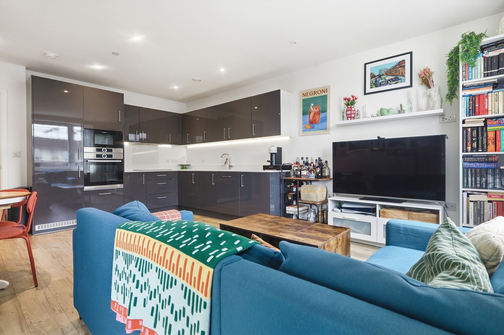 1 bed apartment for sale in Beck Square, London, E10  - Property Image 7
