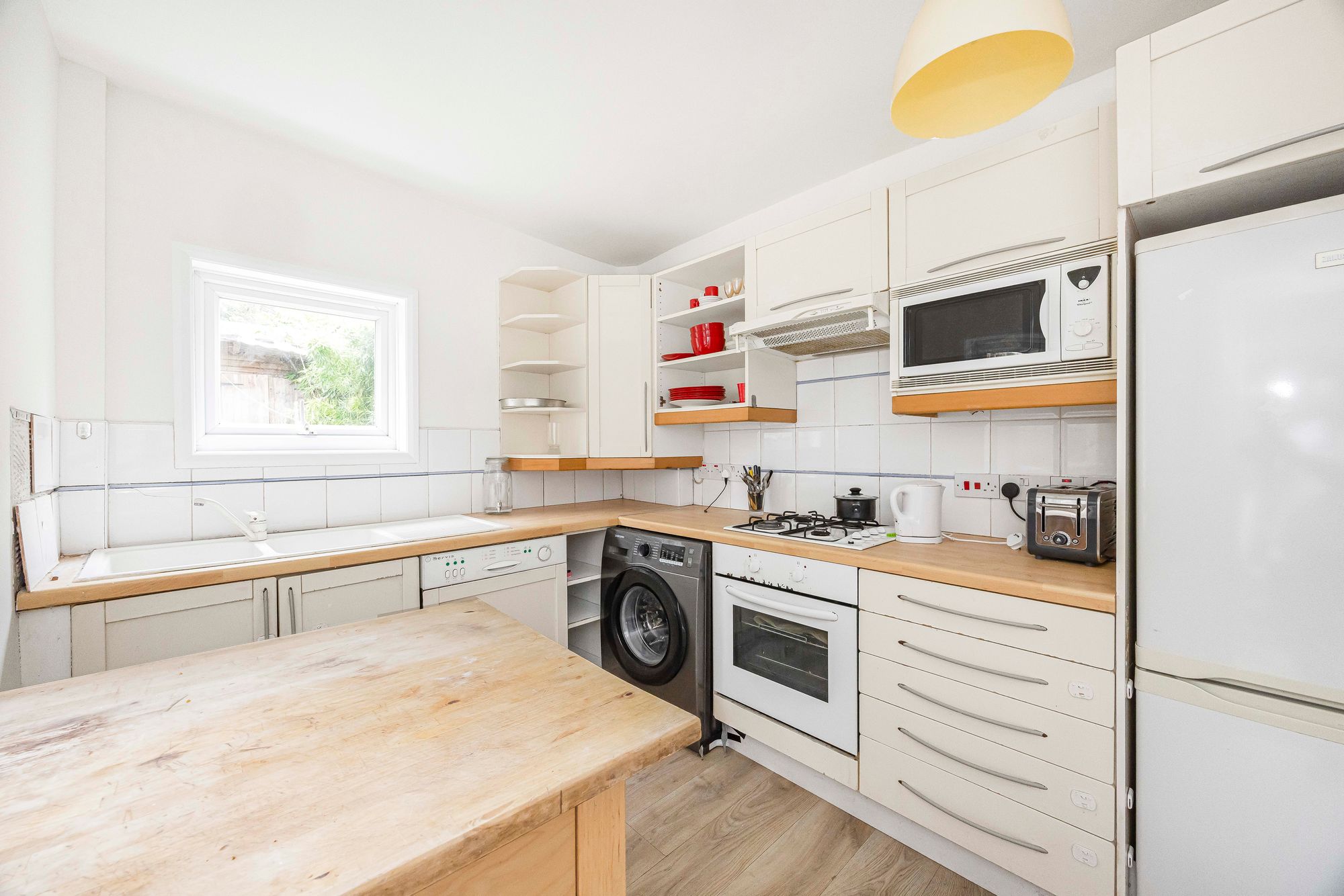 2 bed house for sale in Dawlish Road, London, E10  - Property Image 4