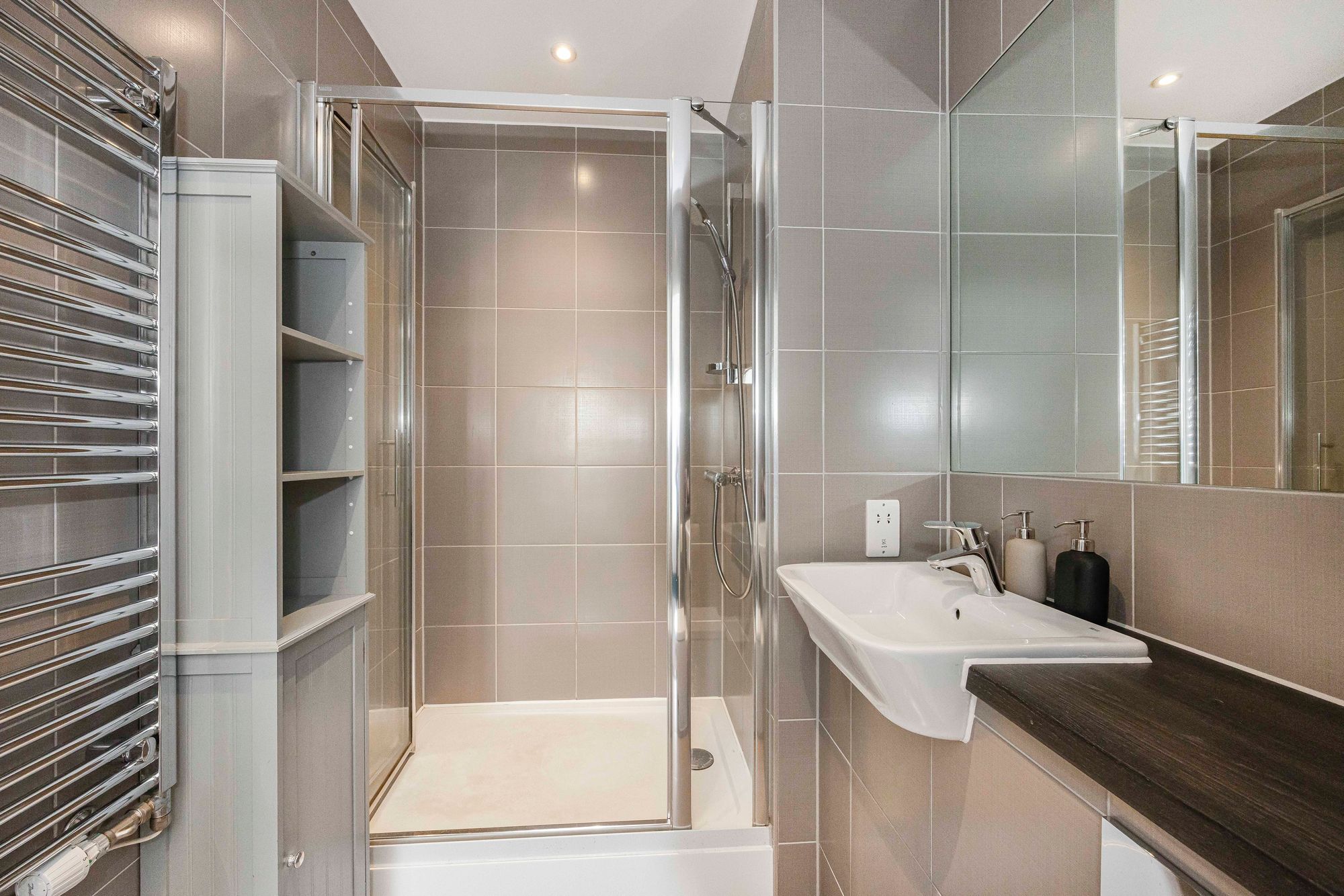 2 bed apartment for sale in Linnet House, Dunedin Road, Leyton, E10 12