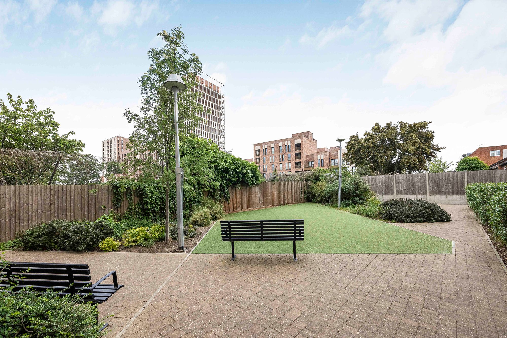 2 bed apartment for sale in Linnet House, Dunedin Road, Leyton, E10 14