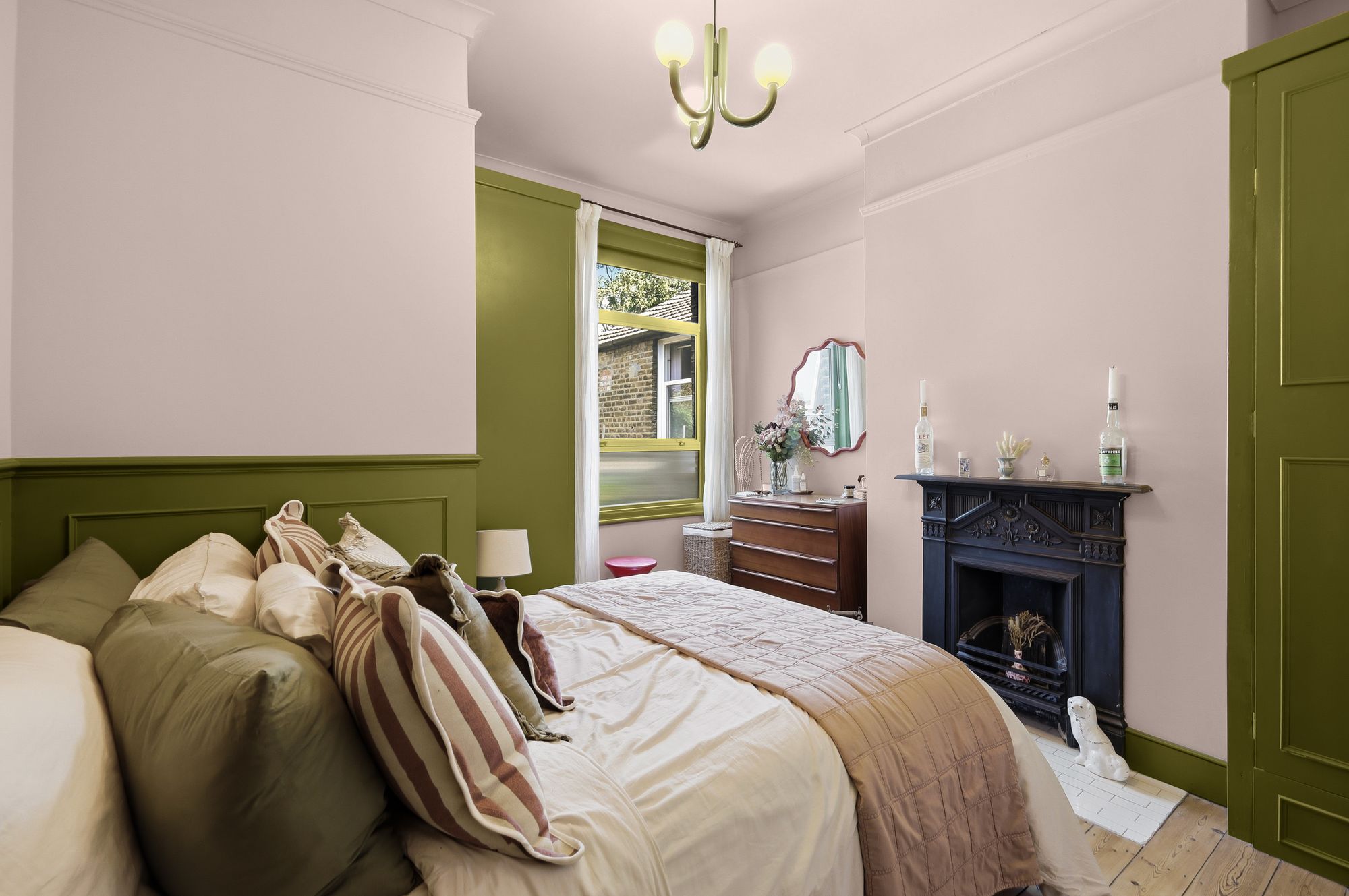 2 bed flat for sale in Albert Road, Leyton, E10 6