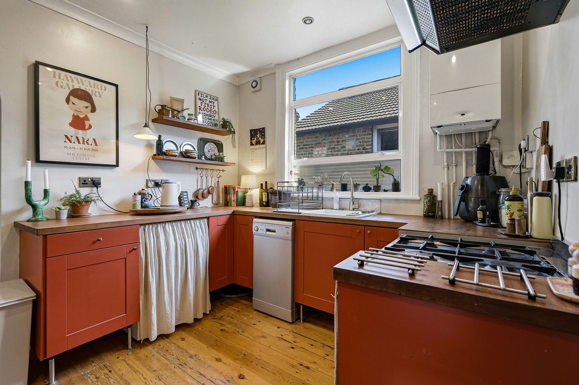 2 bed flat for sale in Albert Road, Leyton, E10  - Property Image 4