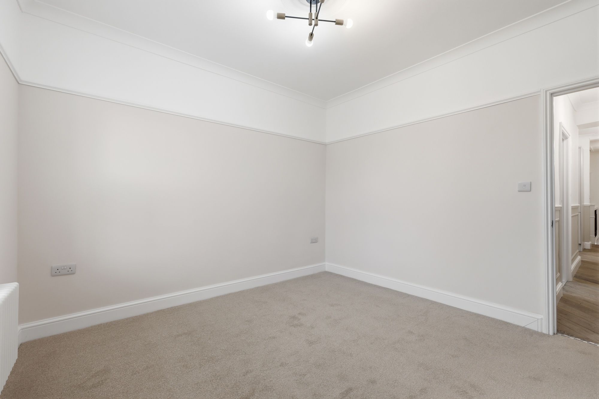 2 bed flat for sale in Clementina Road, Leyton, E10  - Property Image 10