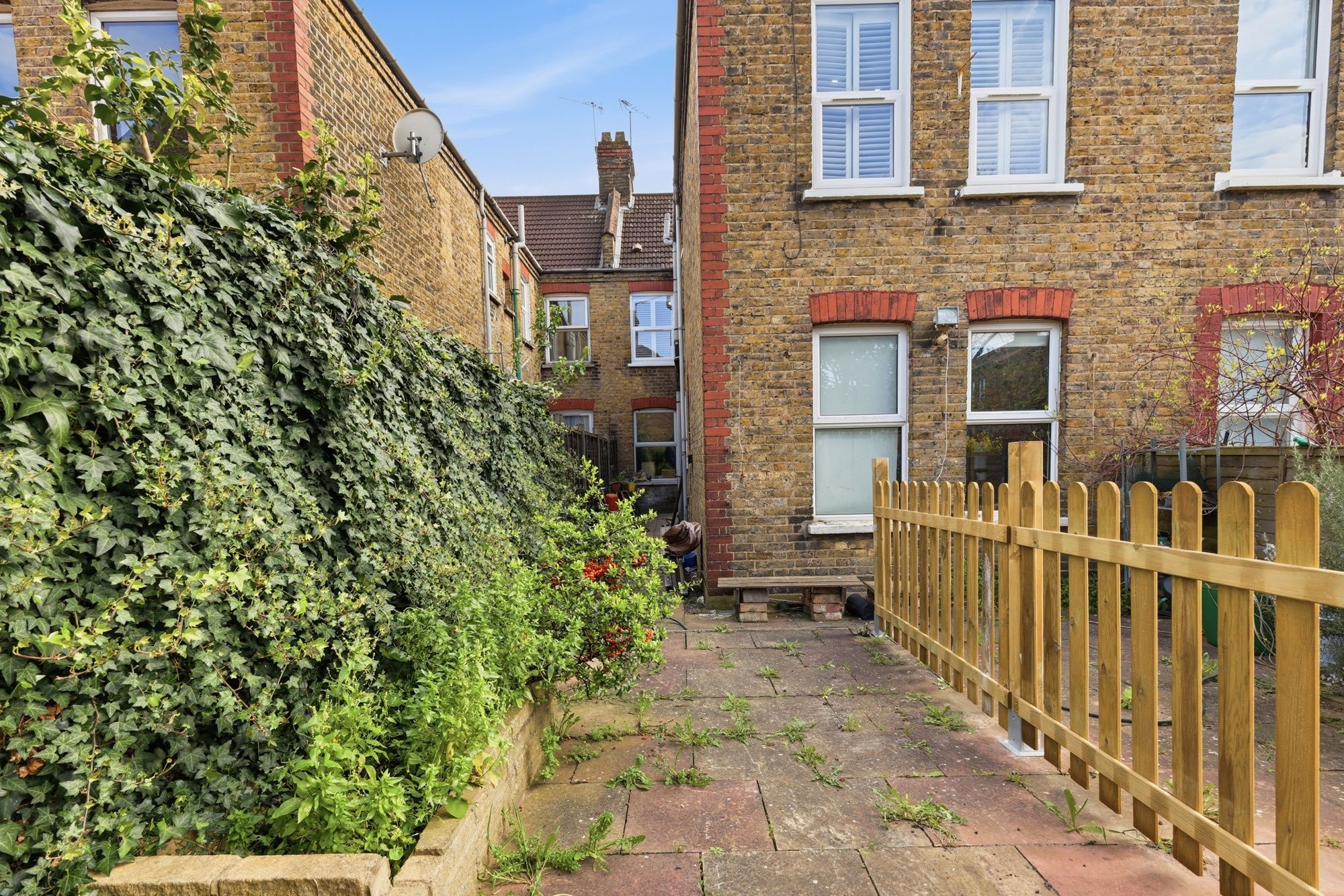 2 bed flat for sale in Clementina Road, Leyton, E10  - Property Image 15
