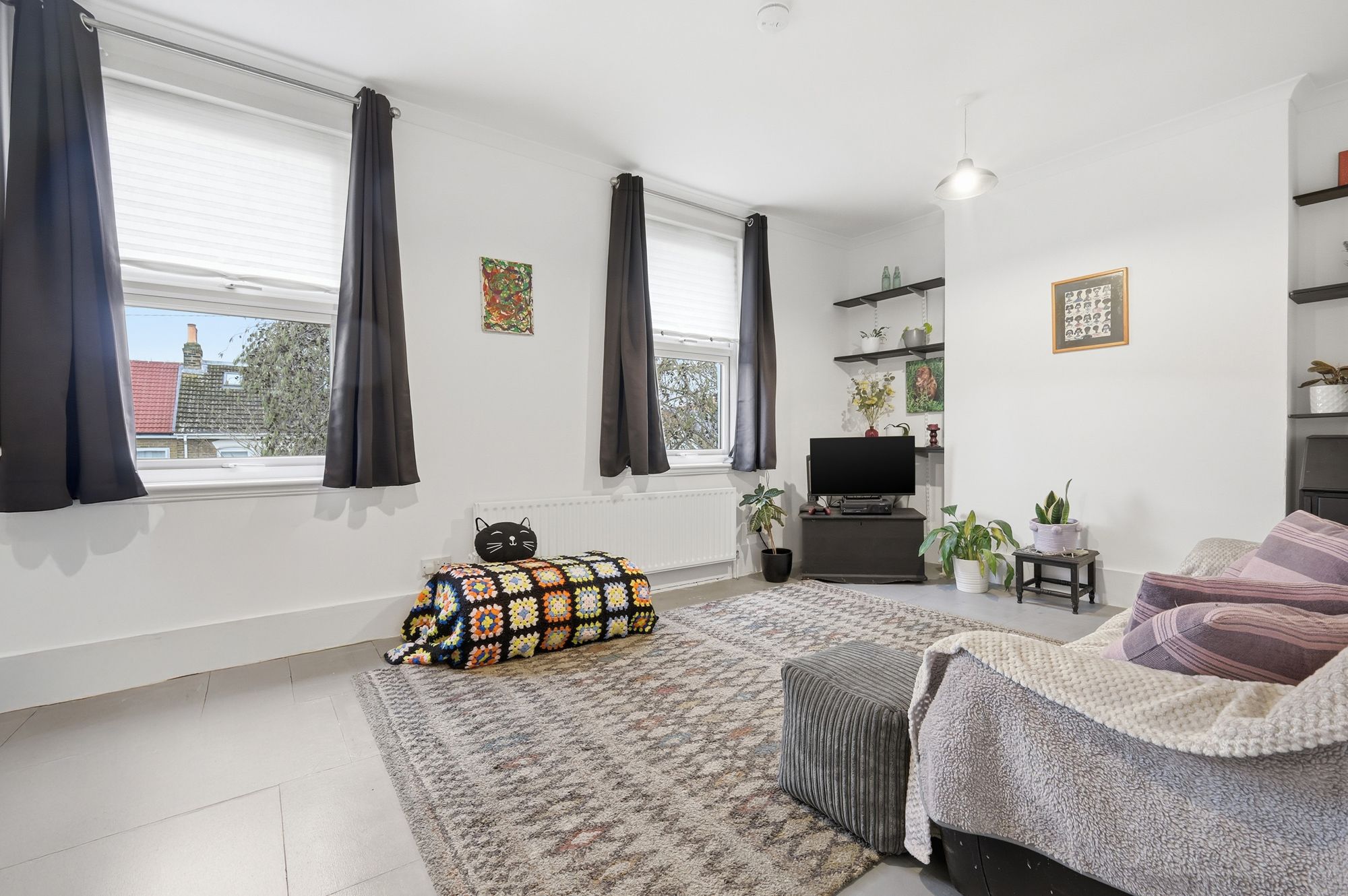 1 bed flat for sale in Grange Park Road, Leyton, E10 3