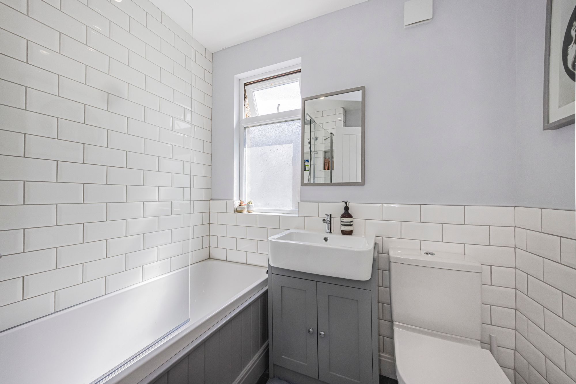 2 bed flat for sale in Norlington Road, Leyton, E10 10