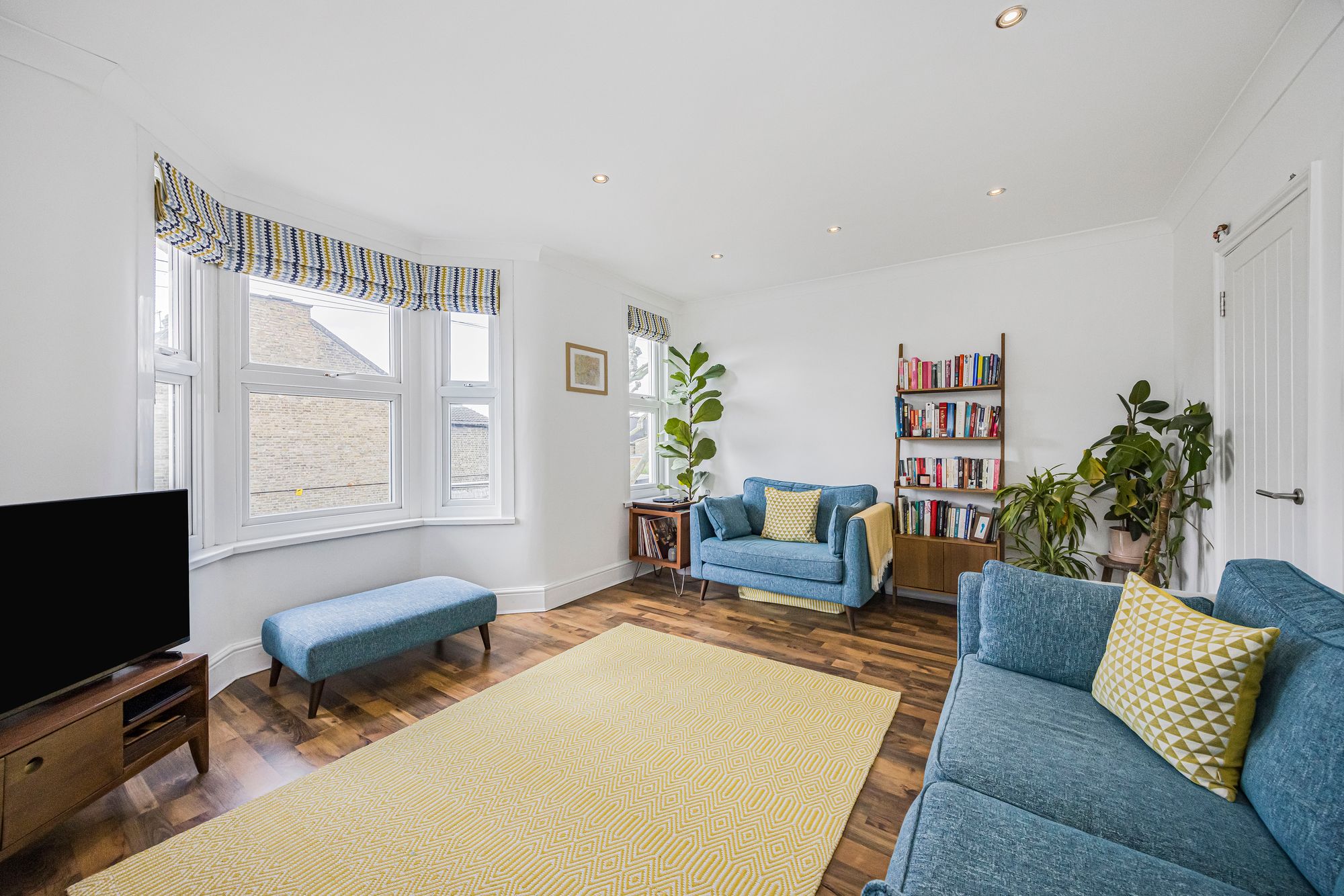 2 bed flat for sale in Norlington Road, Leyton, E10  - Property Image 2