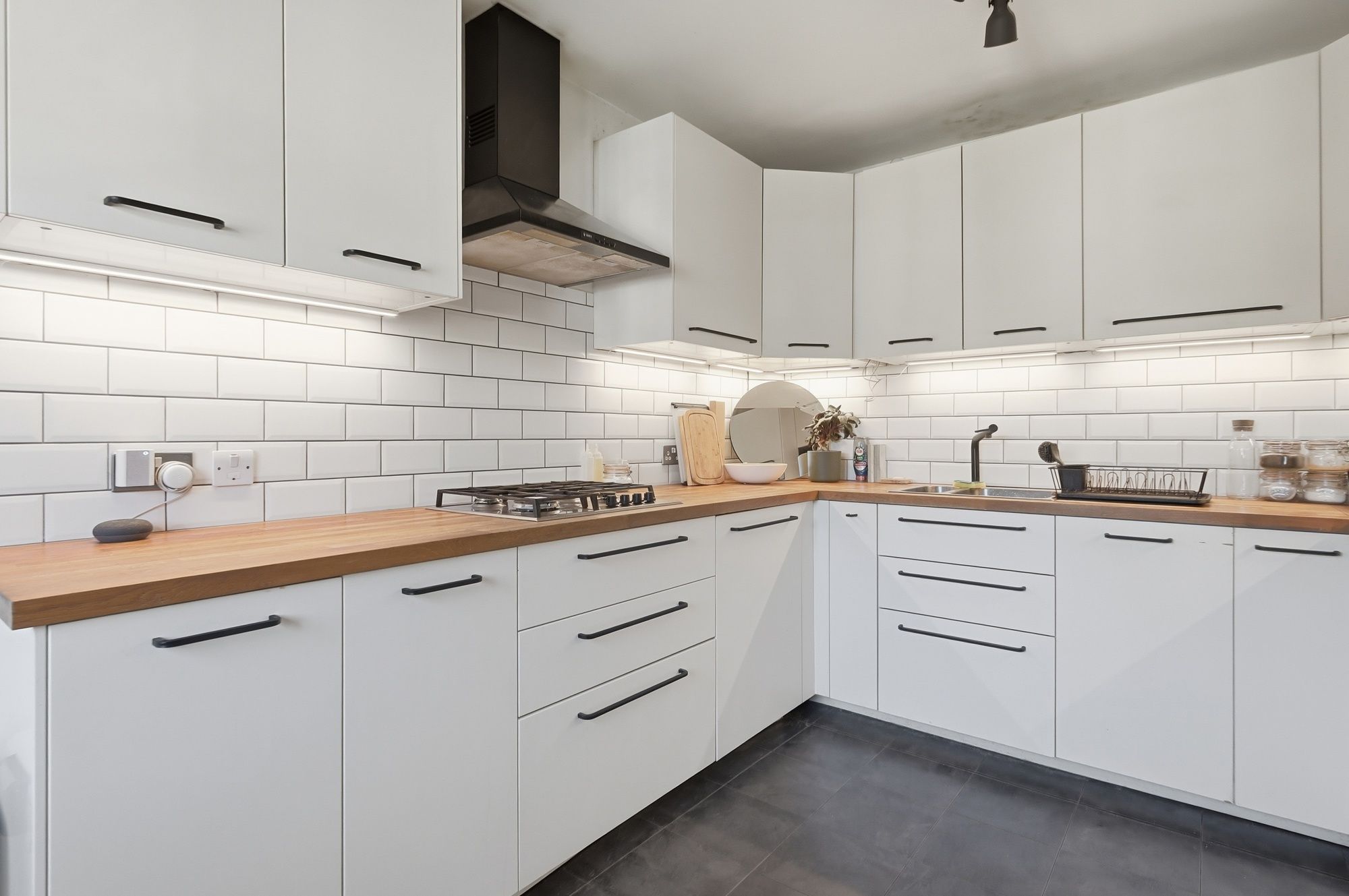 2 bed flat for sale in Grange Park Road, Leyton, E10  - Property Image 4
