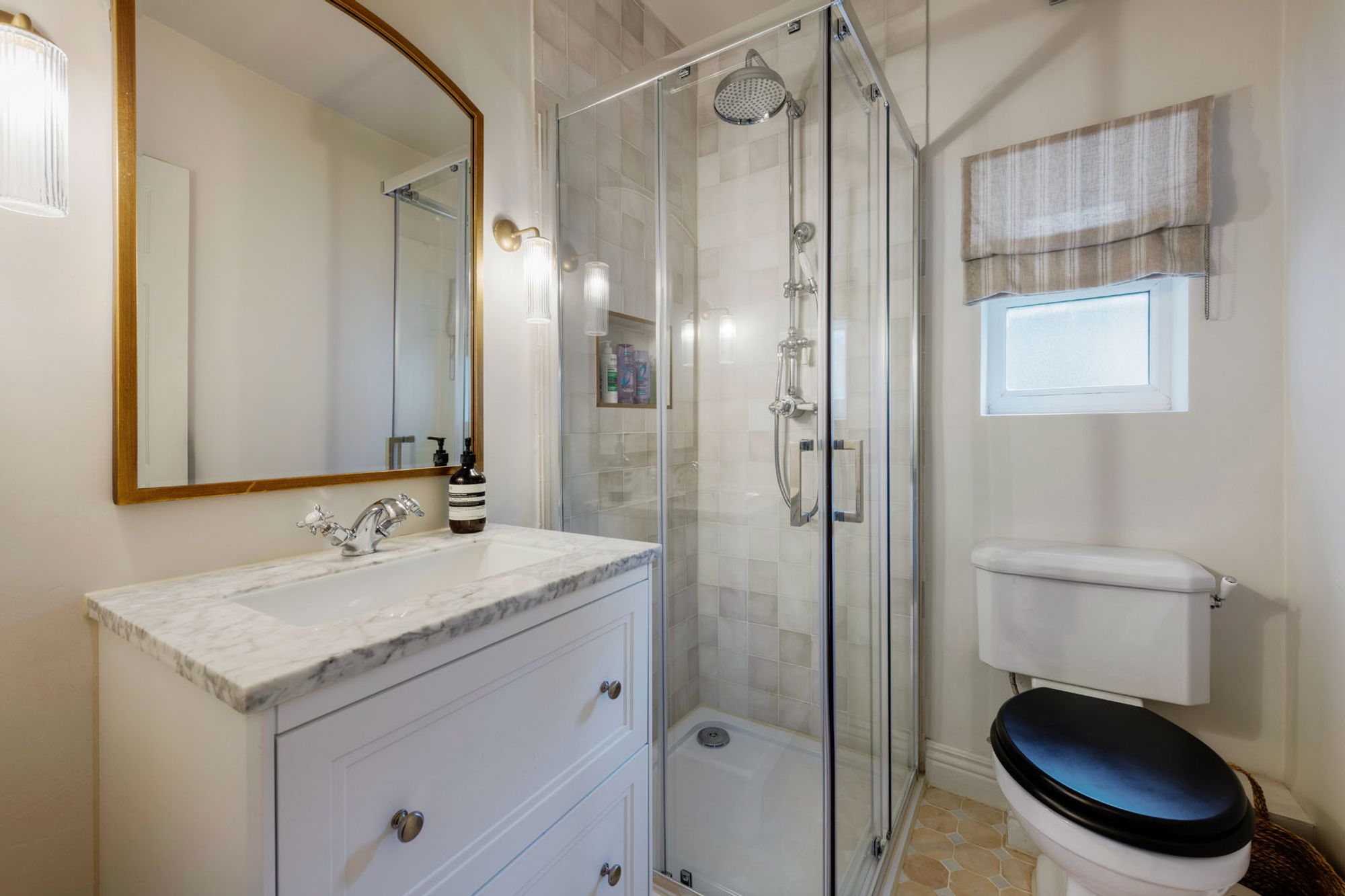 5 bed semi-detached house for sale in Newport Road, Leyton, E10 39