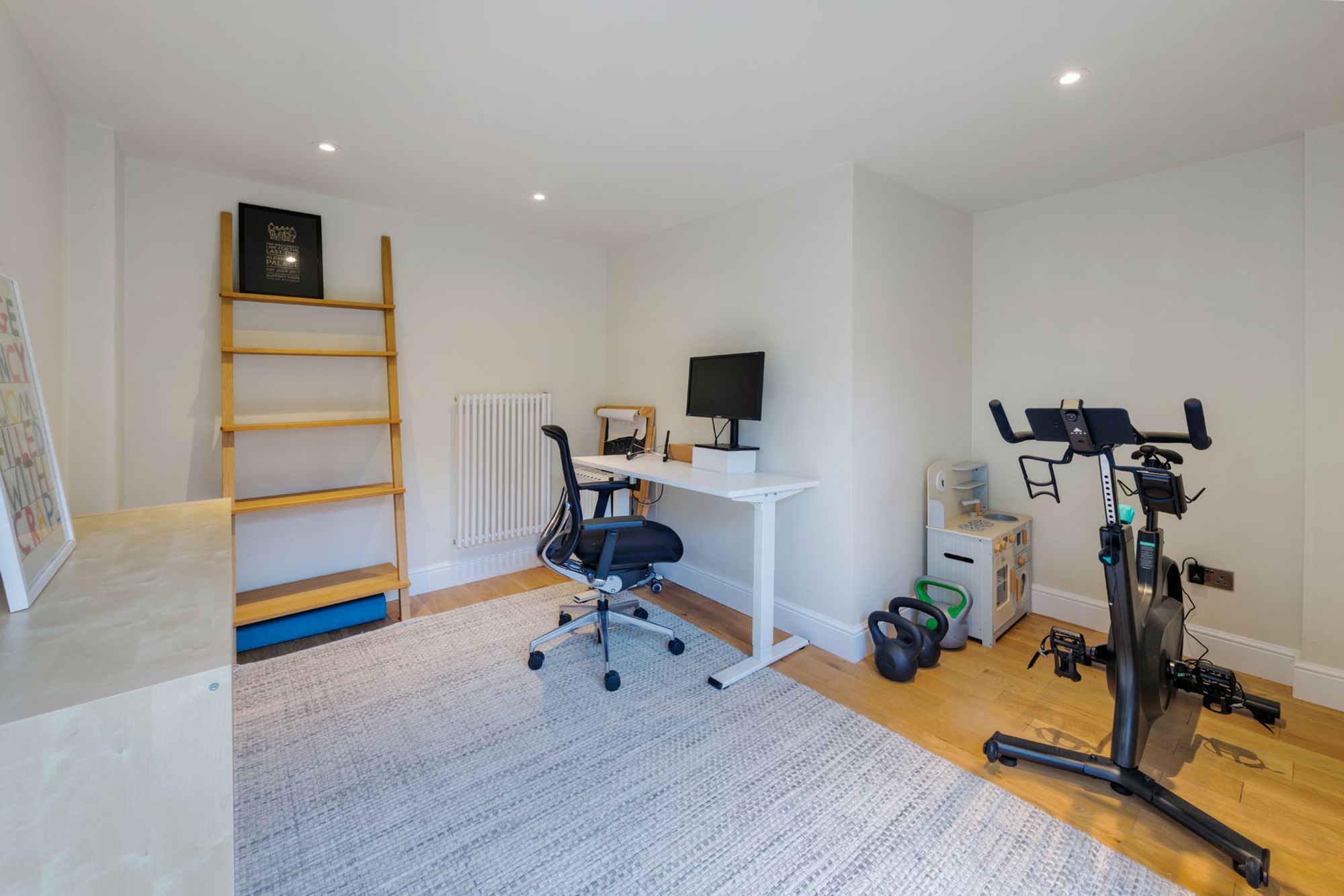 5 bed semi-detached house for sale in Newport Road, Leyton, E10  - Property Image 52