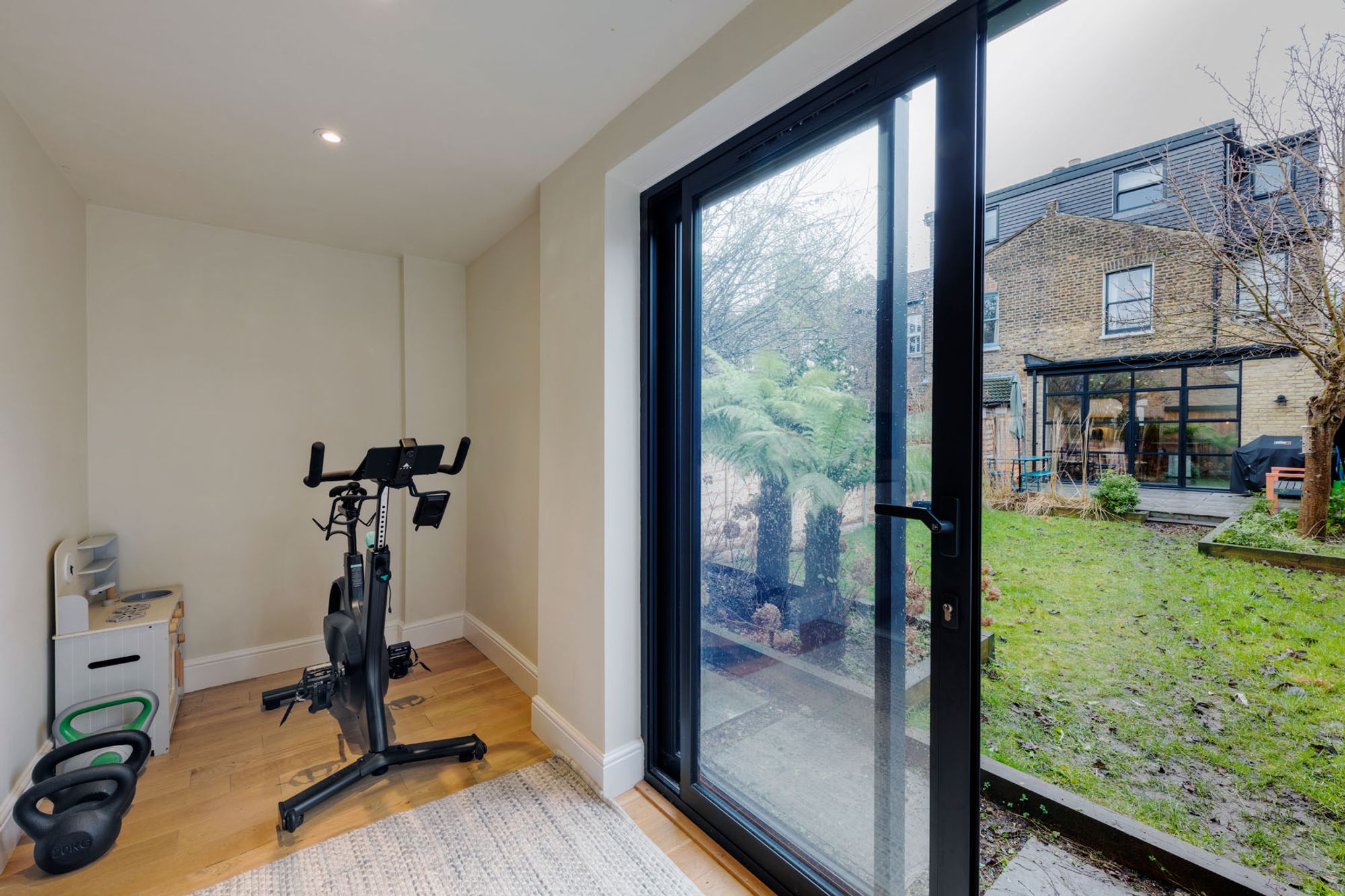 5 bed semi-detached house for sale in Newport Road, Leyton, E10 49