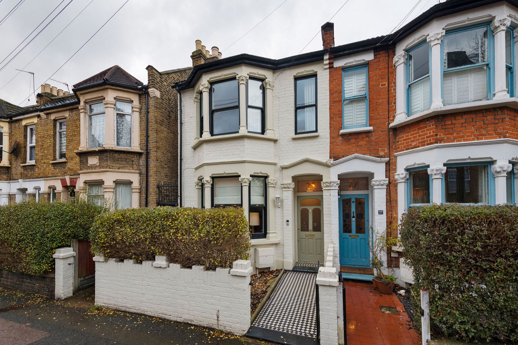 5 bed semi-detached house for sale in Newport Road, Leyton, E10  - Property Image 1