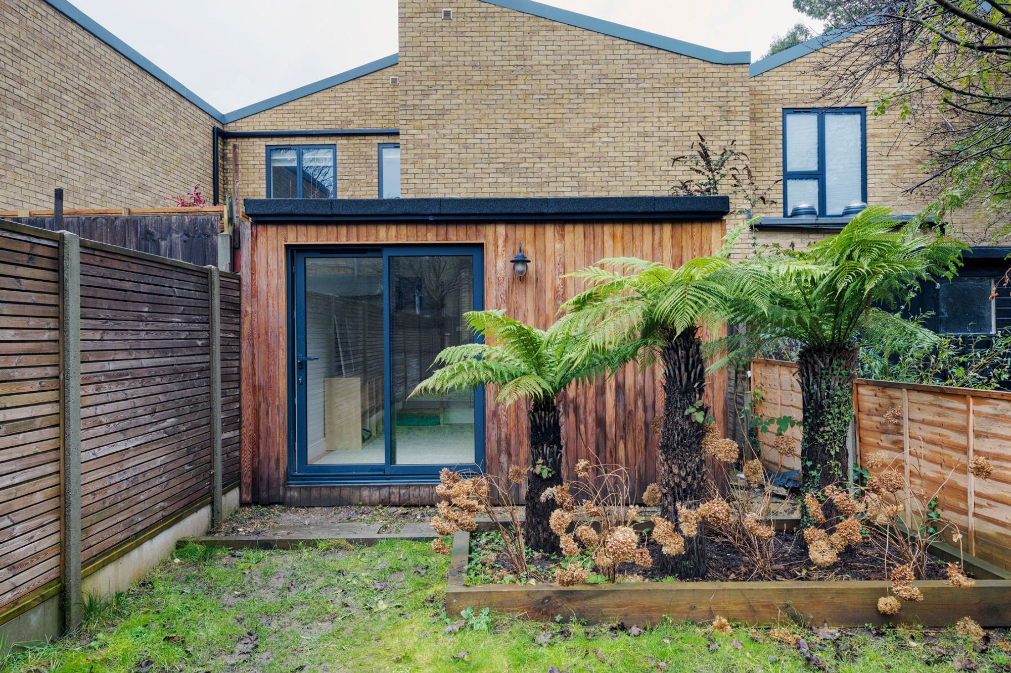 5 bed semi-detached house for sale in Newport Road, Leyton, E10  - Property Image 54