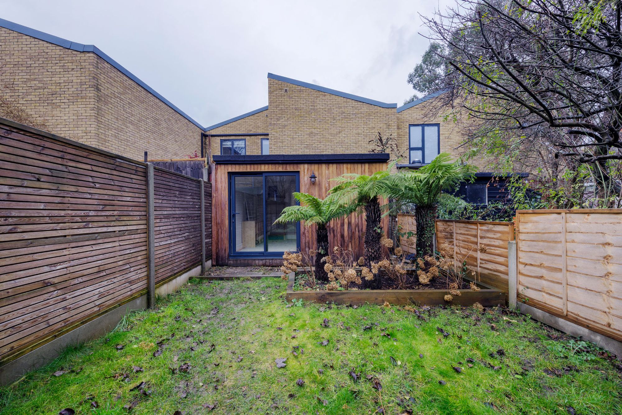 5 bed semi-detached house for sale in Newport Road, Leyton, E10  - Property Image 48