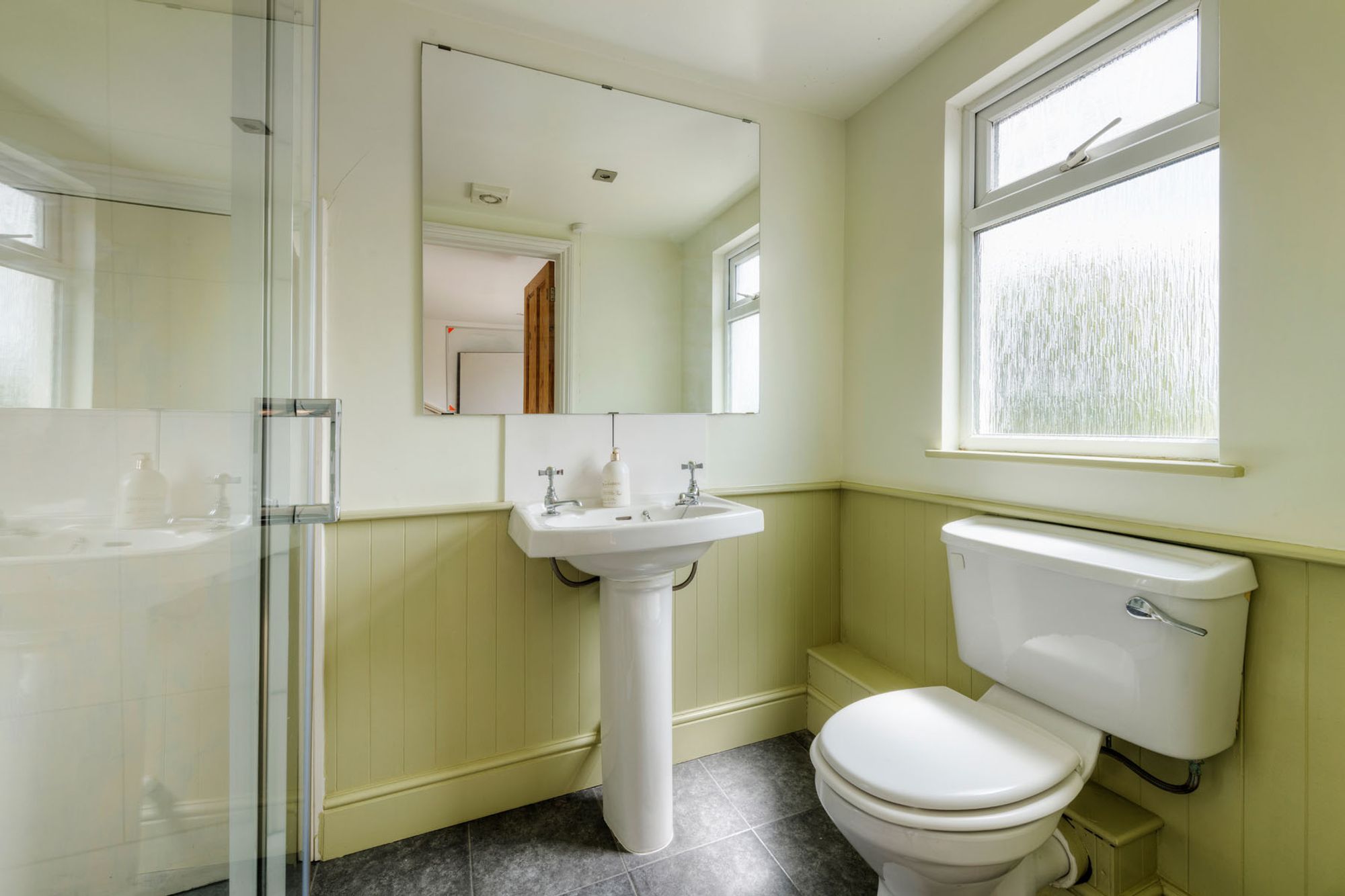 5 bed semi-detached house for sale in Forest Drive East, Leytonstone, E11  - Property Image 39