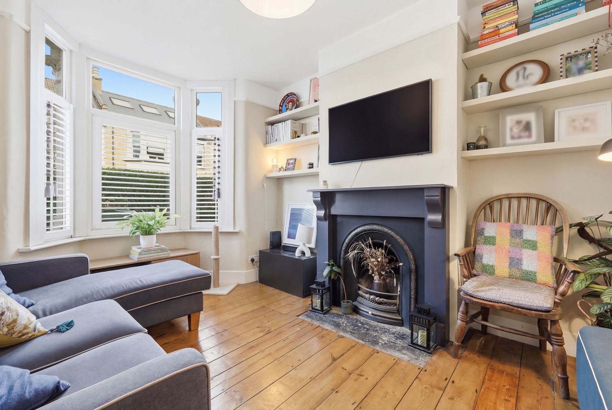2 bed terraced house for sale in Ashville Road, Leytonstone, E11 1