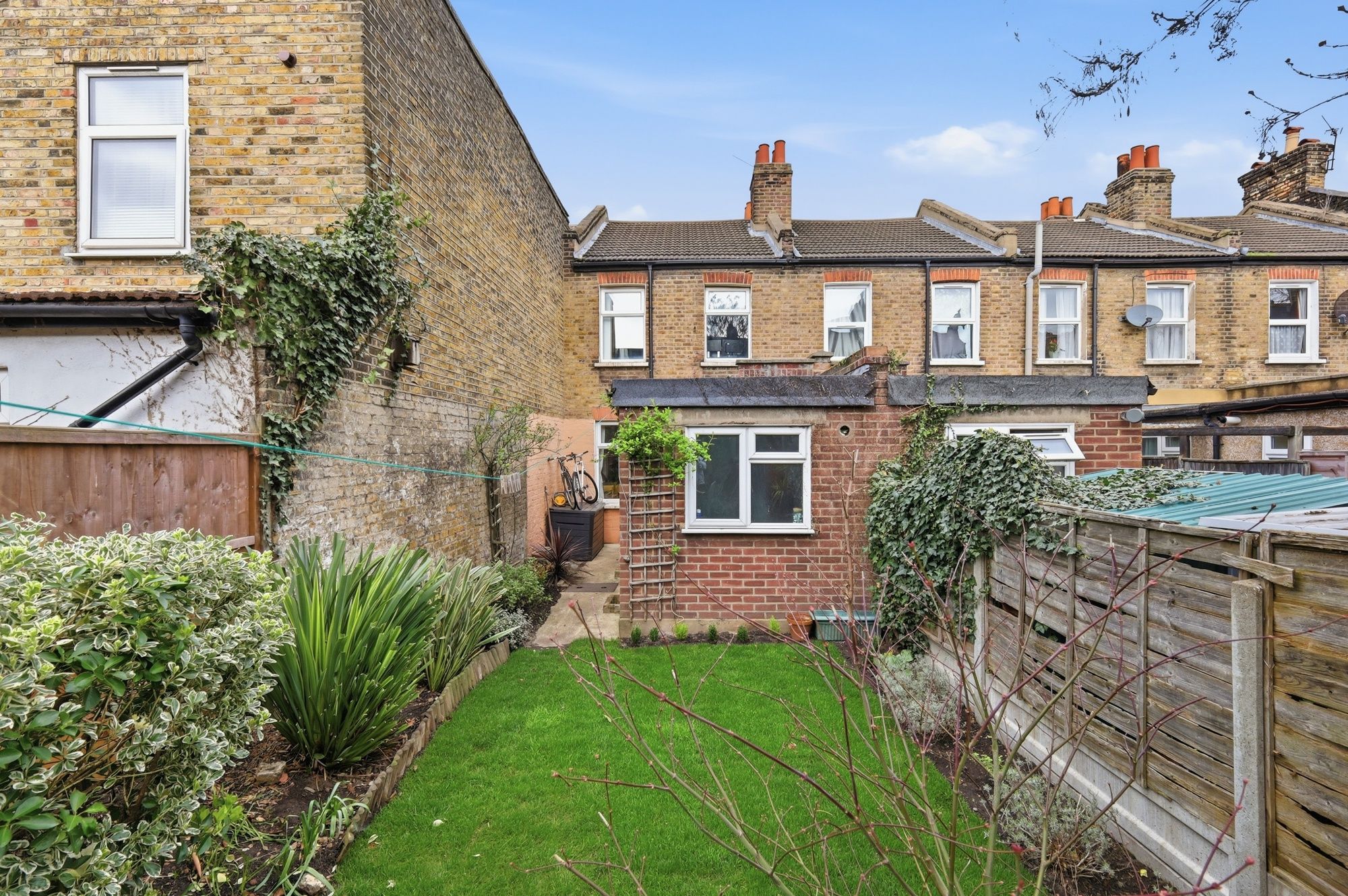 2 bed terraced house for sale in Ashville Road, Leytonstone, E11 12