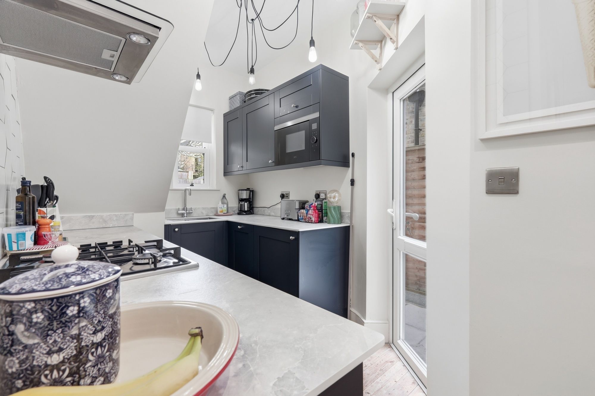 2 bed flat for sale in Newport Road, Leyton, E10  - Property Image 6