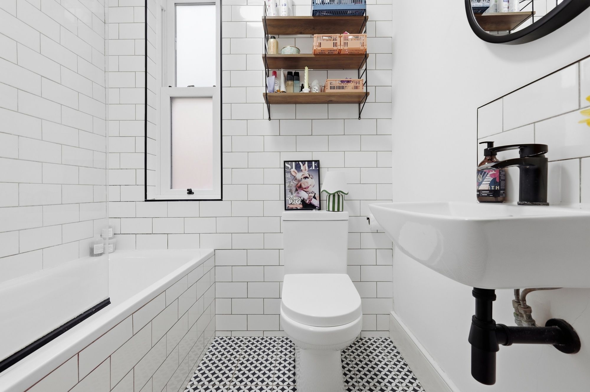 2 bed flat for sale in Newport Road, Leyton, E10  - Property Image 14