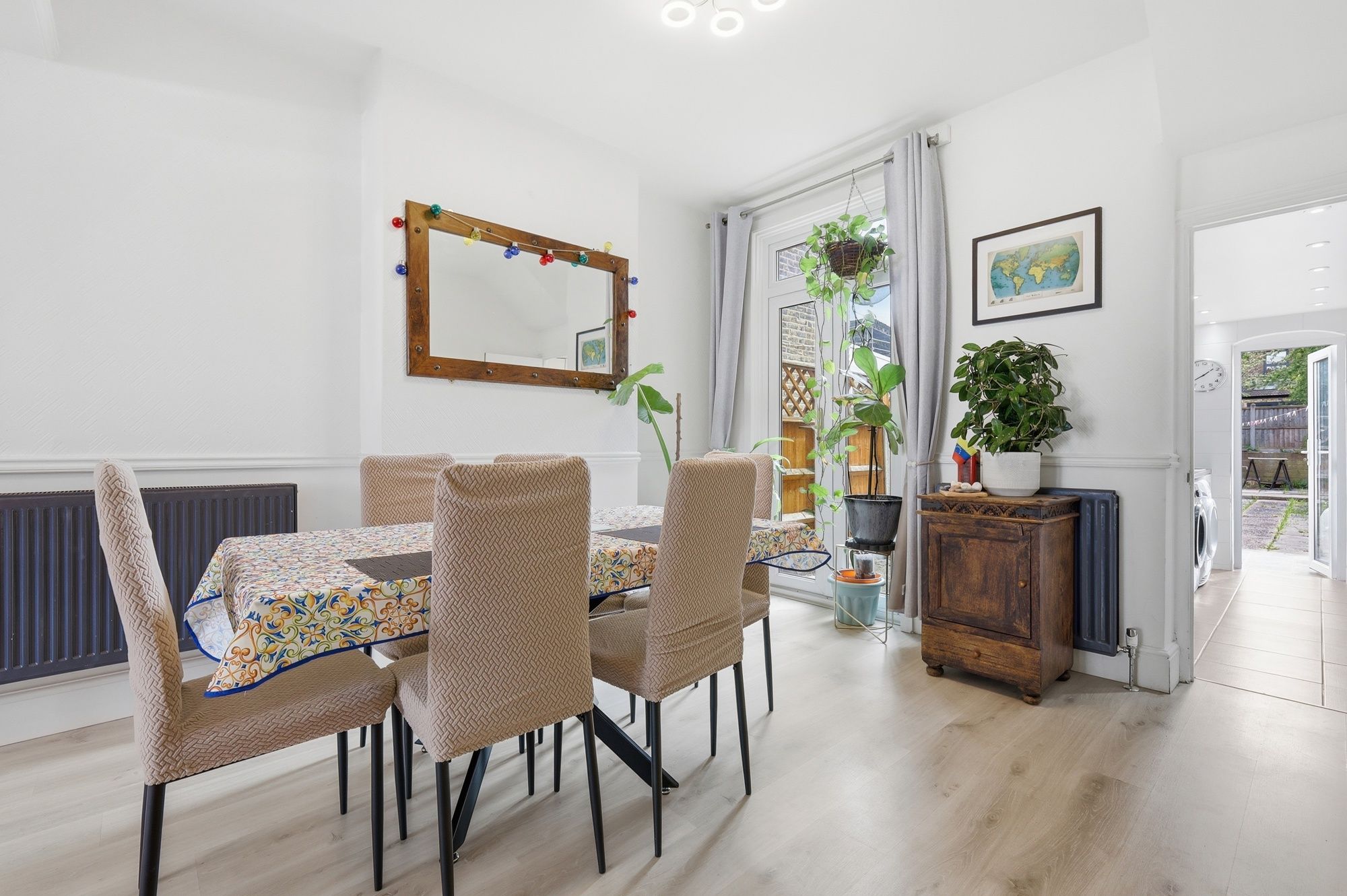 2 bed mid-terraced house for sale in Blenheim Road, Walthamstow, E17  - Property Image 3