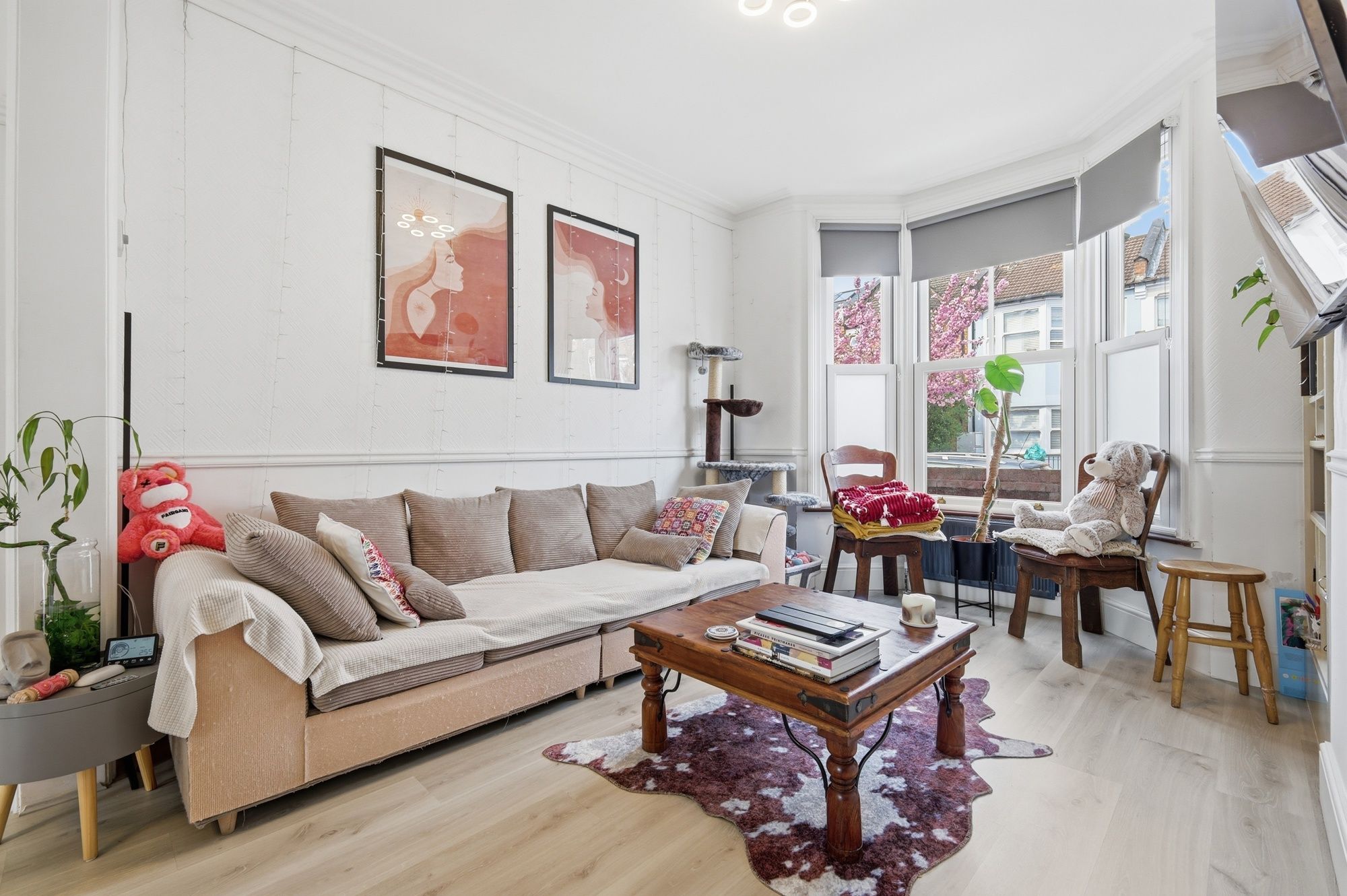2 bed mid-terraced house for sale in Blenheim Road, Walthamstow, E17 4