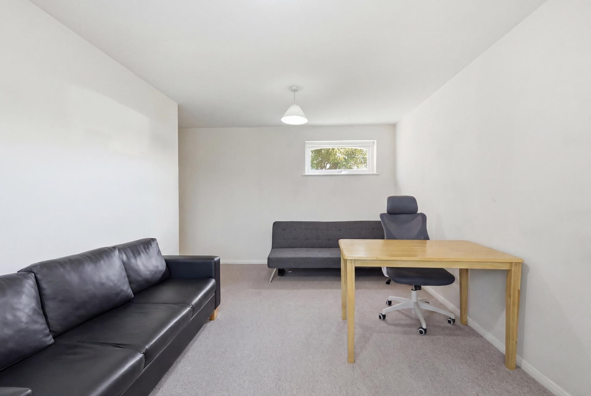 1 bed flat for sale in Jack Clow Road, Stratford, E15  - Property Image 4