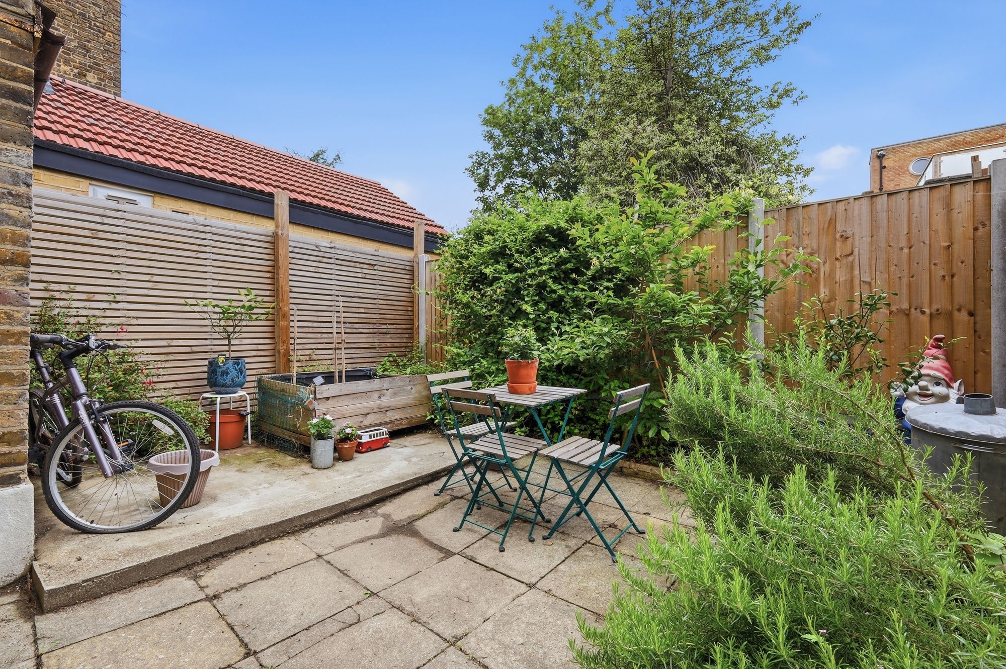 3 bed terraced house for sale in Scotts Road, Leyton, E10  - Property Image 4