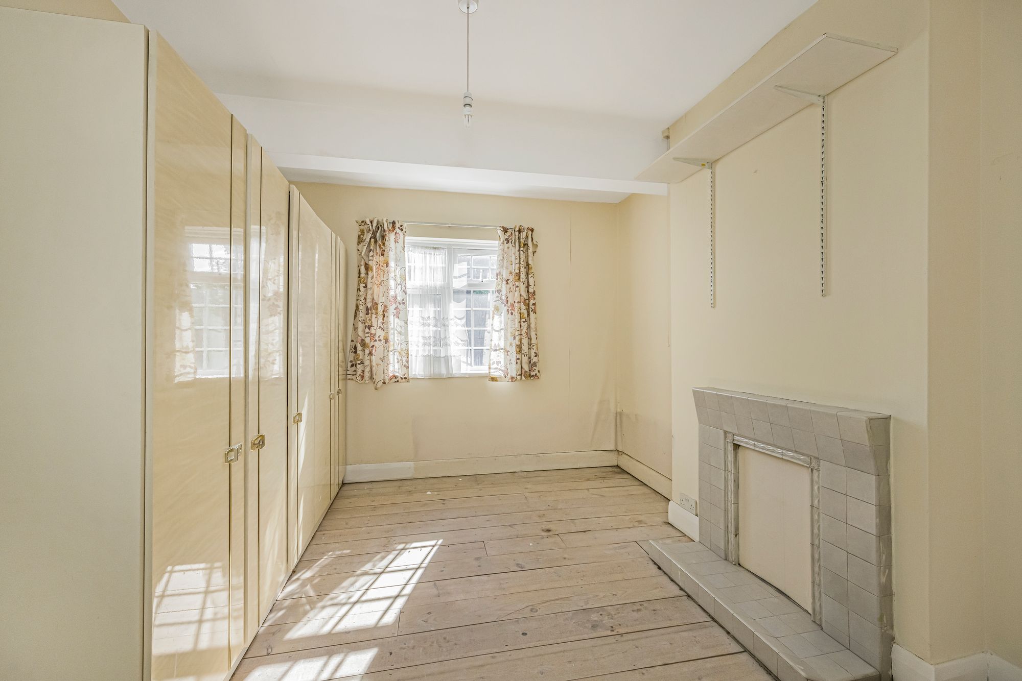 4 bed detached house for sale in Essex Road, Leyton, E10 8