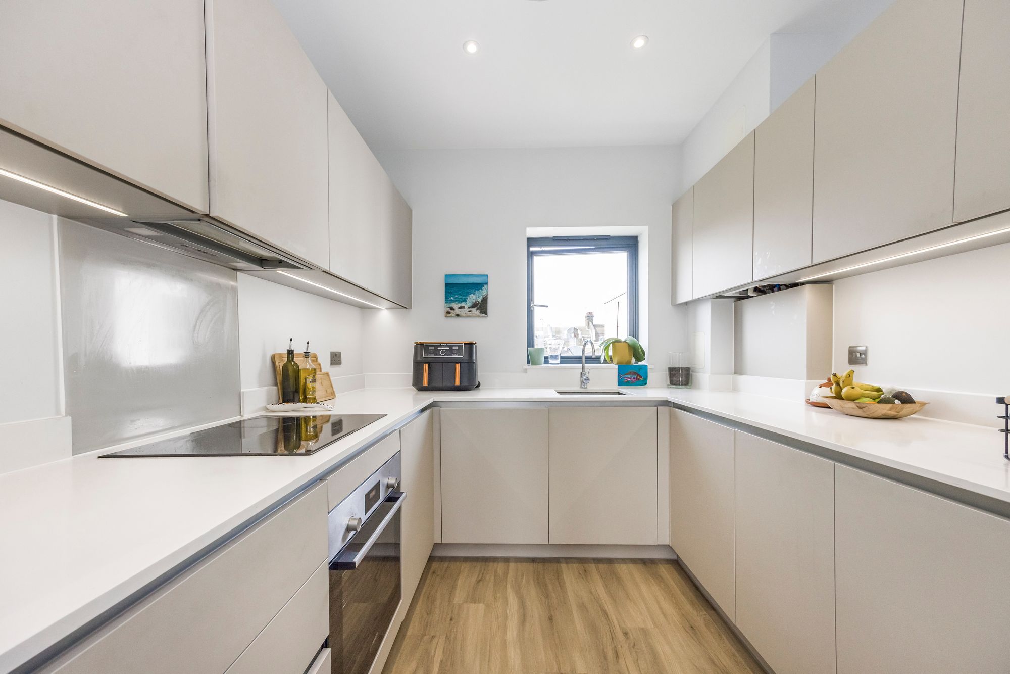 1 bed apartment for sale in Buckland Road, London, E10 1