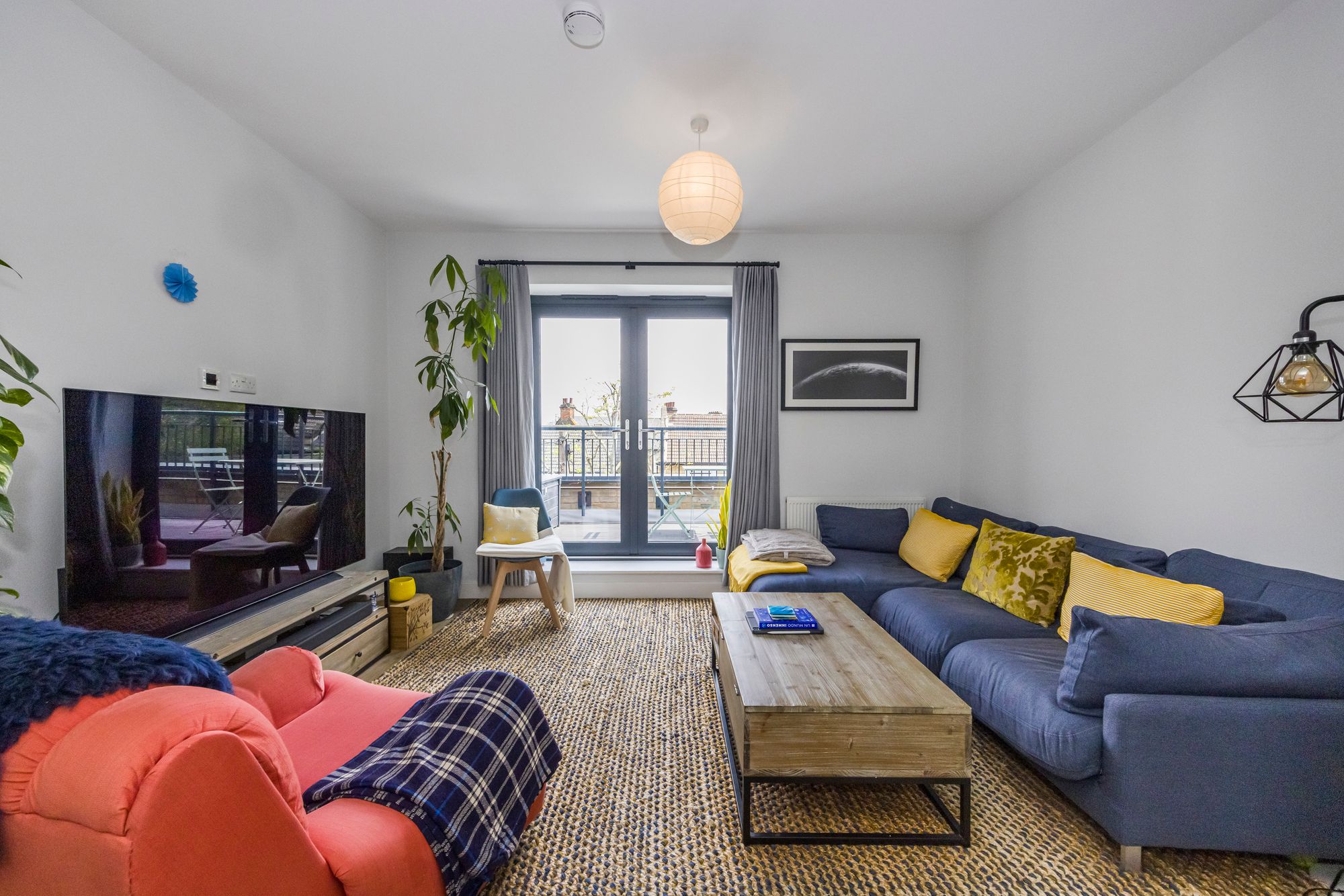 1 bed apartment for sale in Buckland Road, London, E10 4