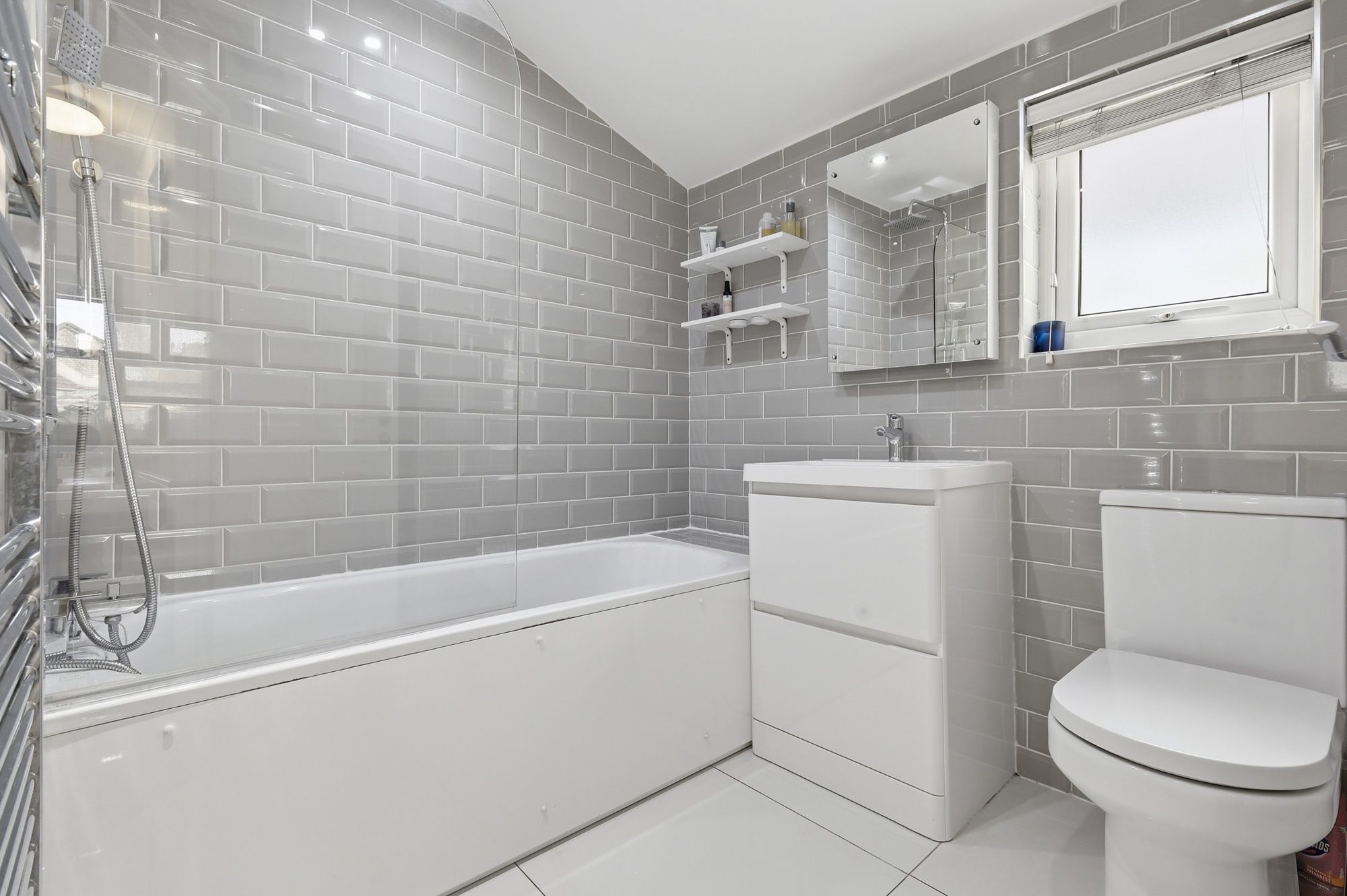2 bed flat for sale in Buckland Road, Leyton, E10 18