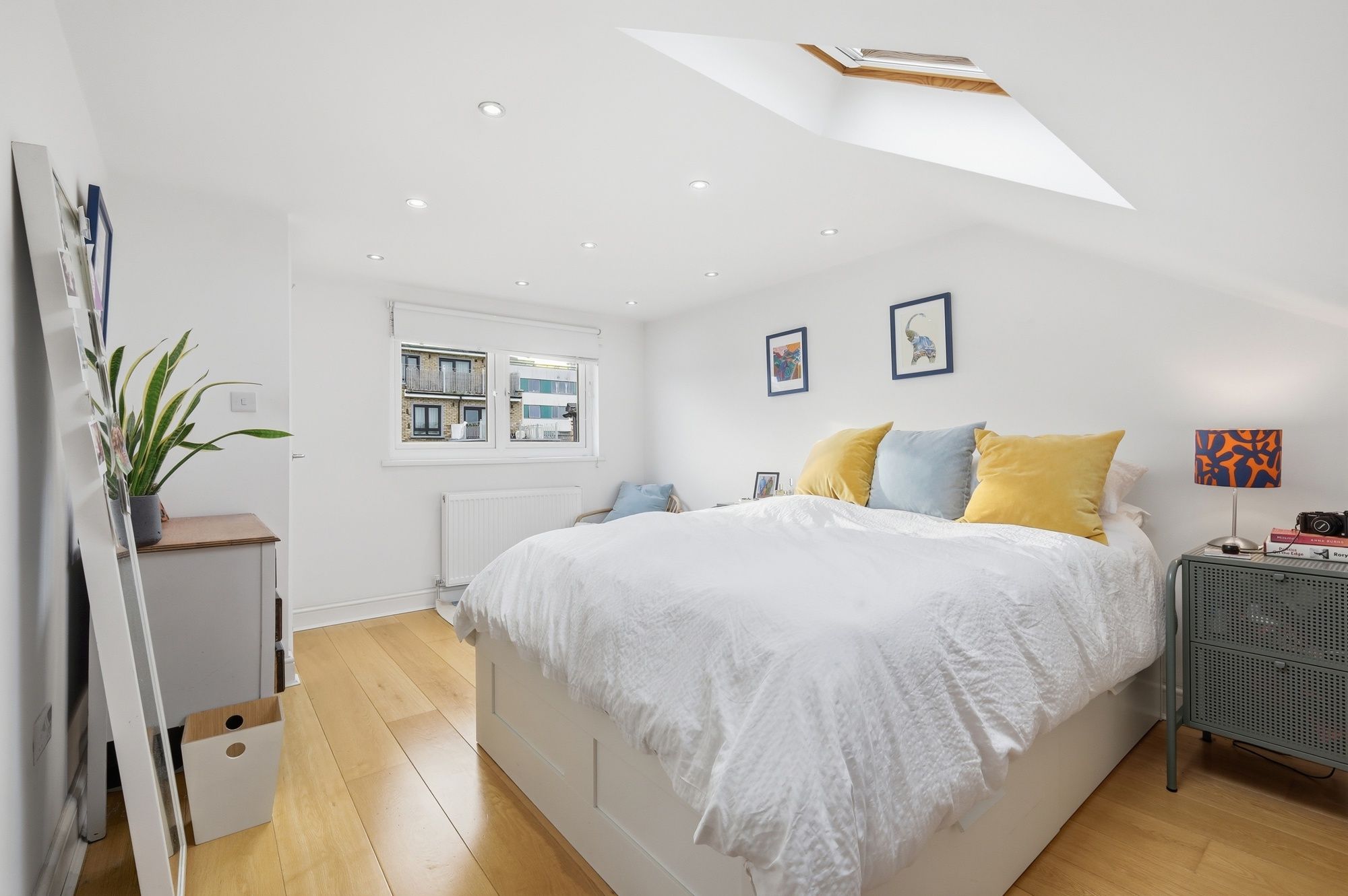 2 bed flat for sale in Buckland Road, Leyton, E10 15