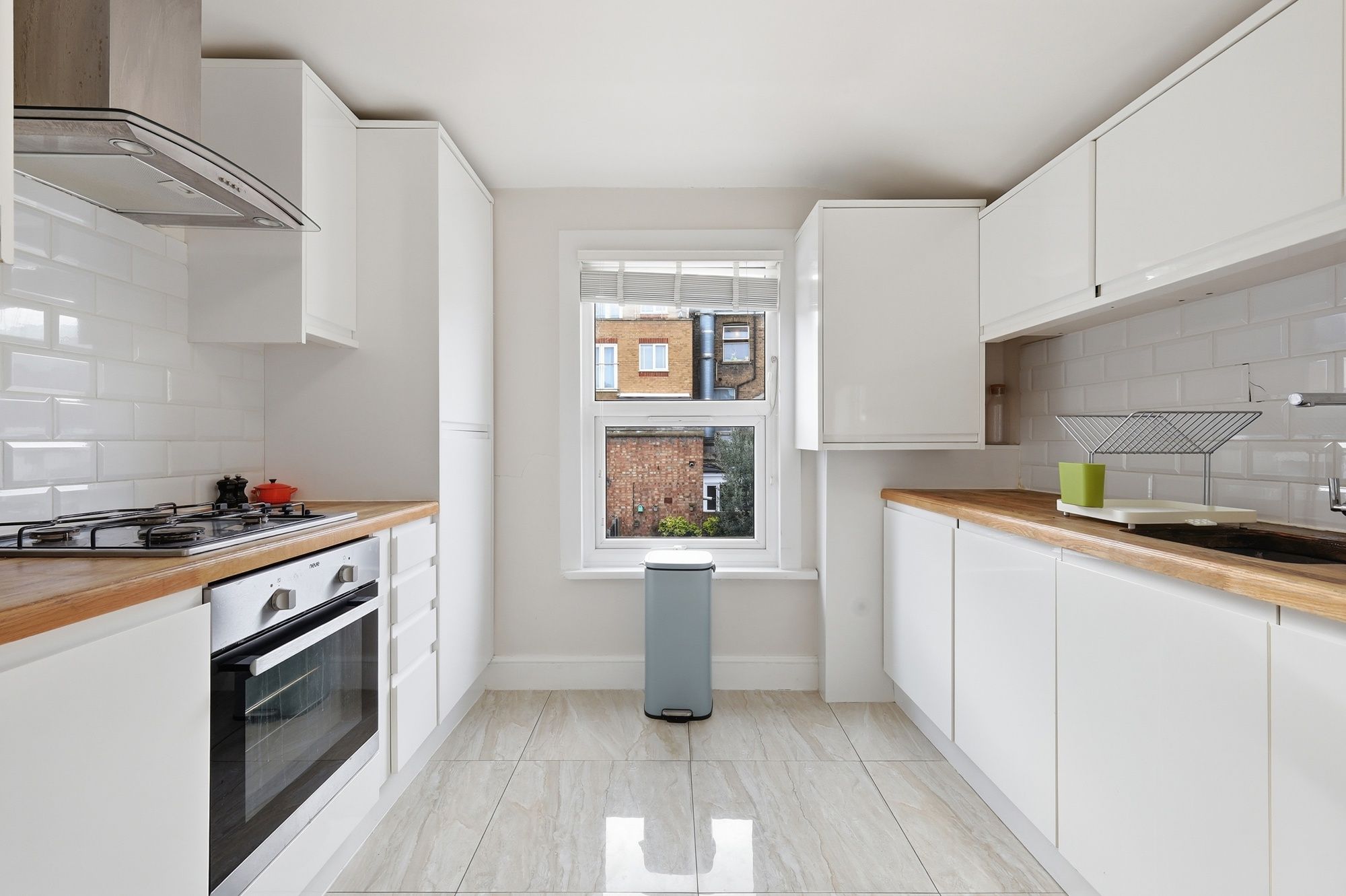 2 bed flat for sale in Buckland Road, Leyton, E10 6