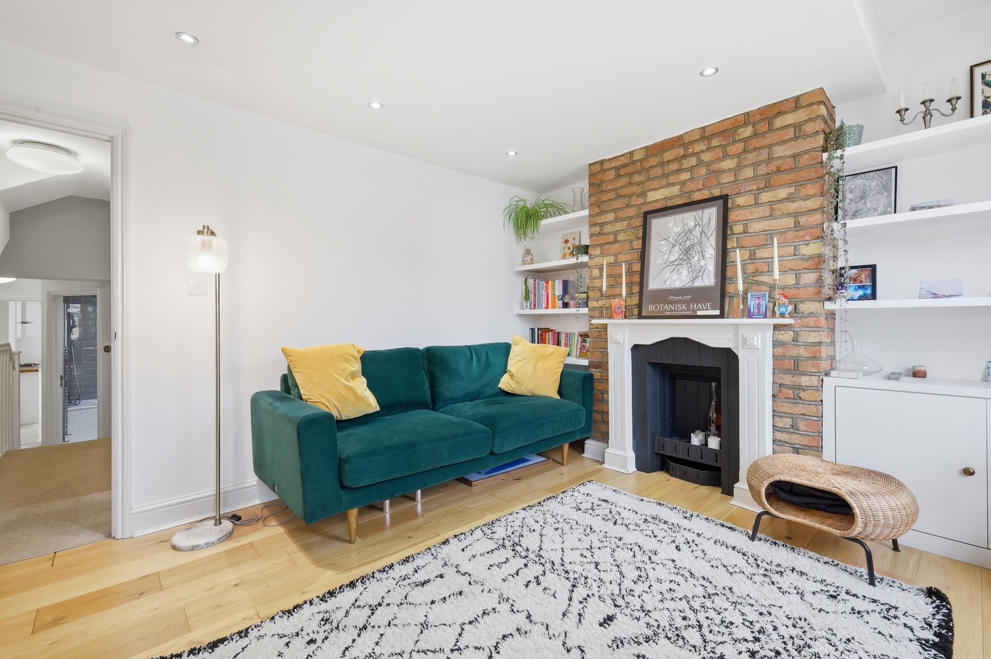 2 bed flat for sale in Buckland Road, Leyton, E10 2