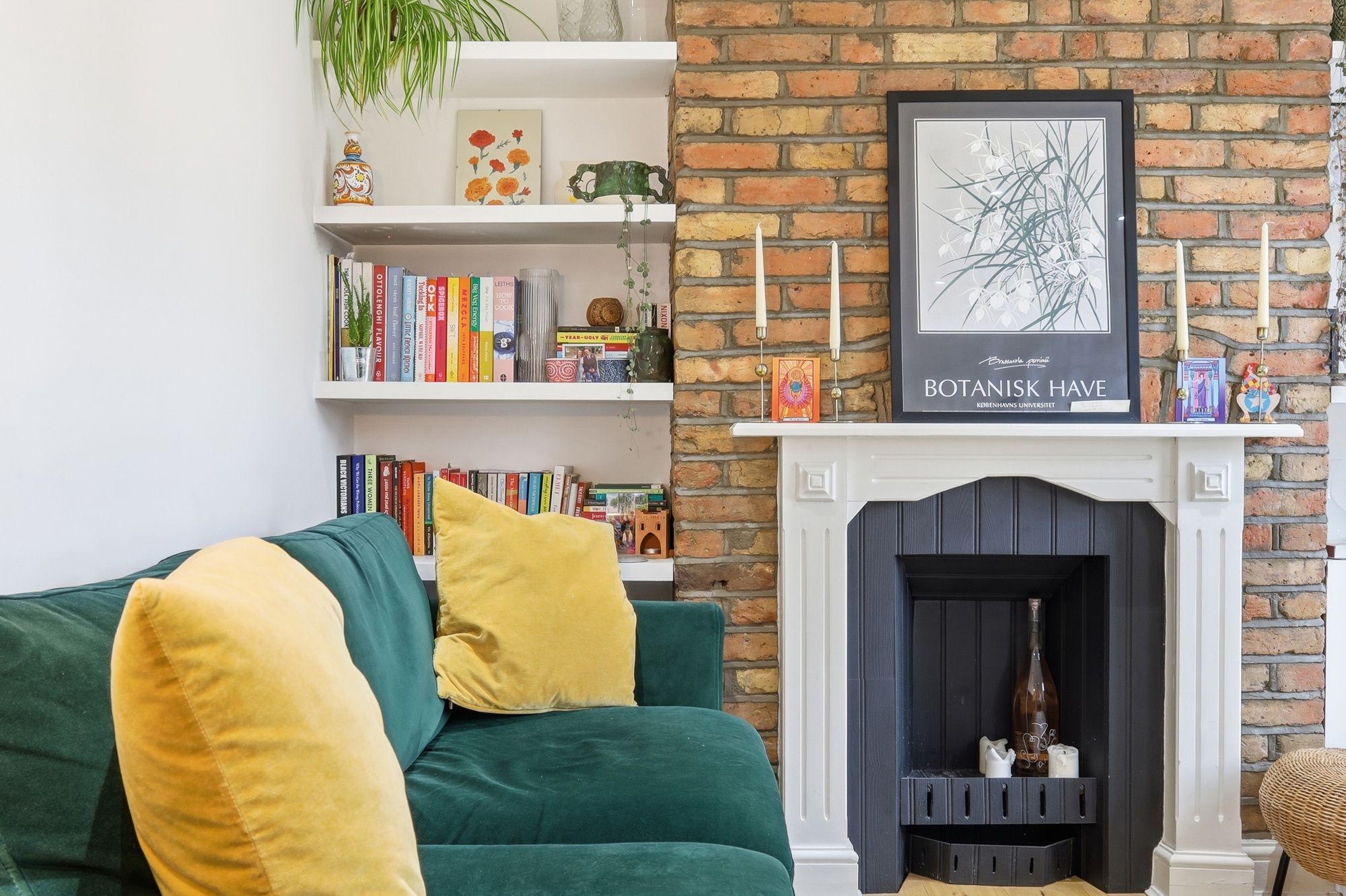 2 bed flat for sale in Buckland Road, Leyton, E10 3