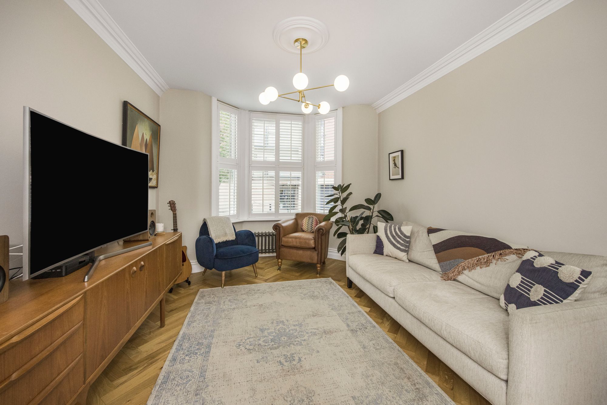 2 bed flat for sale in Brisbane Road, Leyton, E10 1
