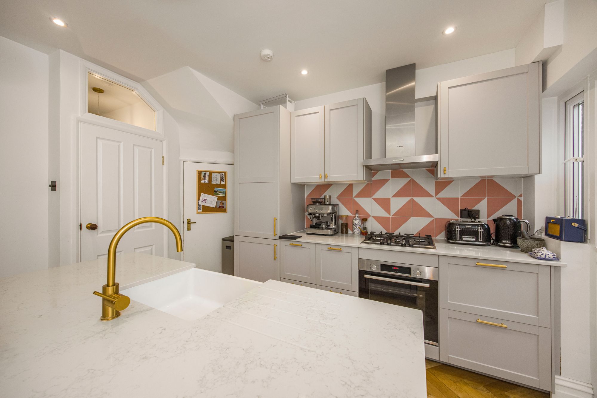 2 bed flat for sale in Brisbane Road, Leyton, E10  - Property Image 7