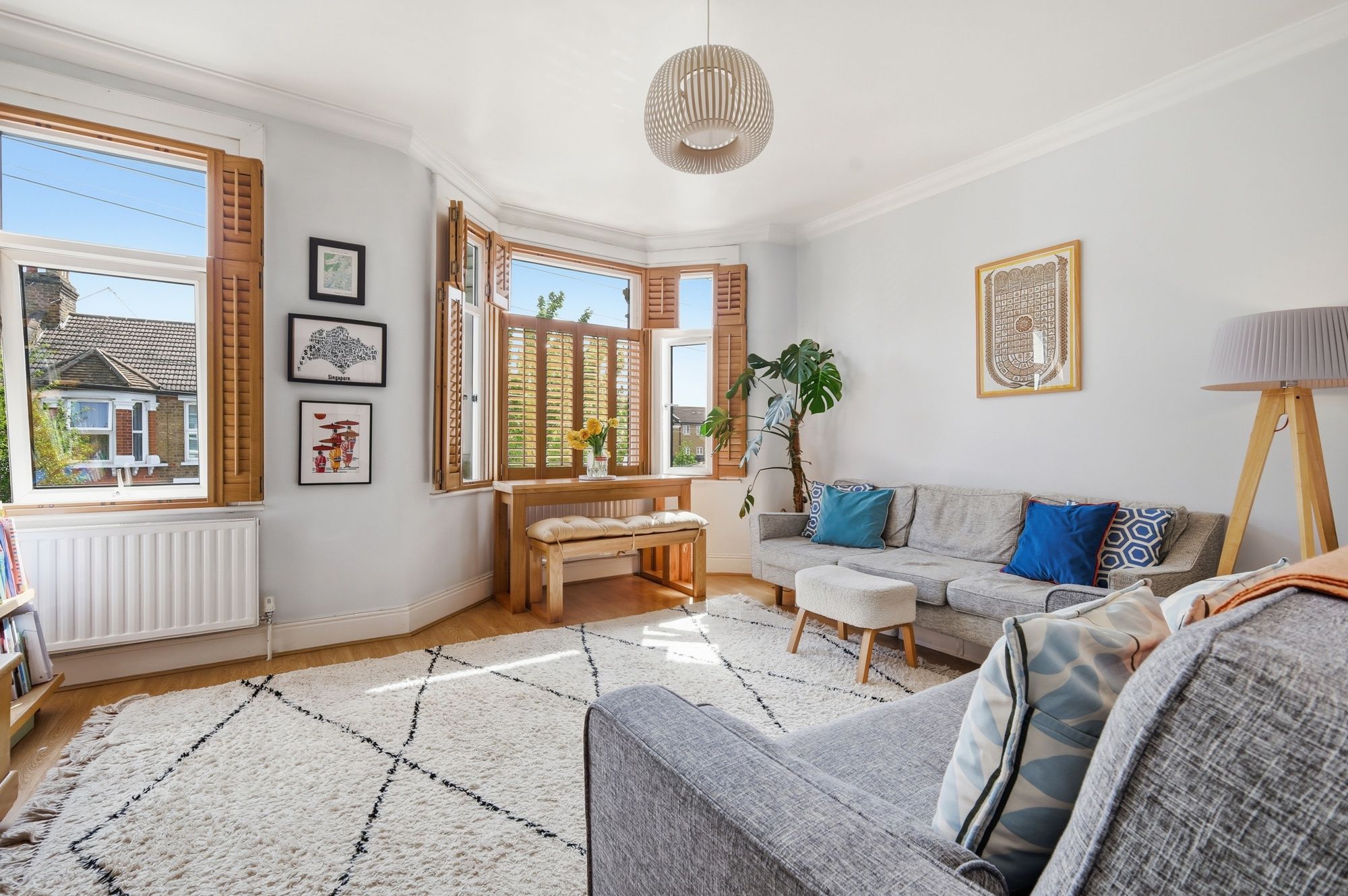 2 bed flat for sale in Claude Road, Leyton, E10  - Property Image 2