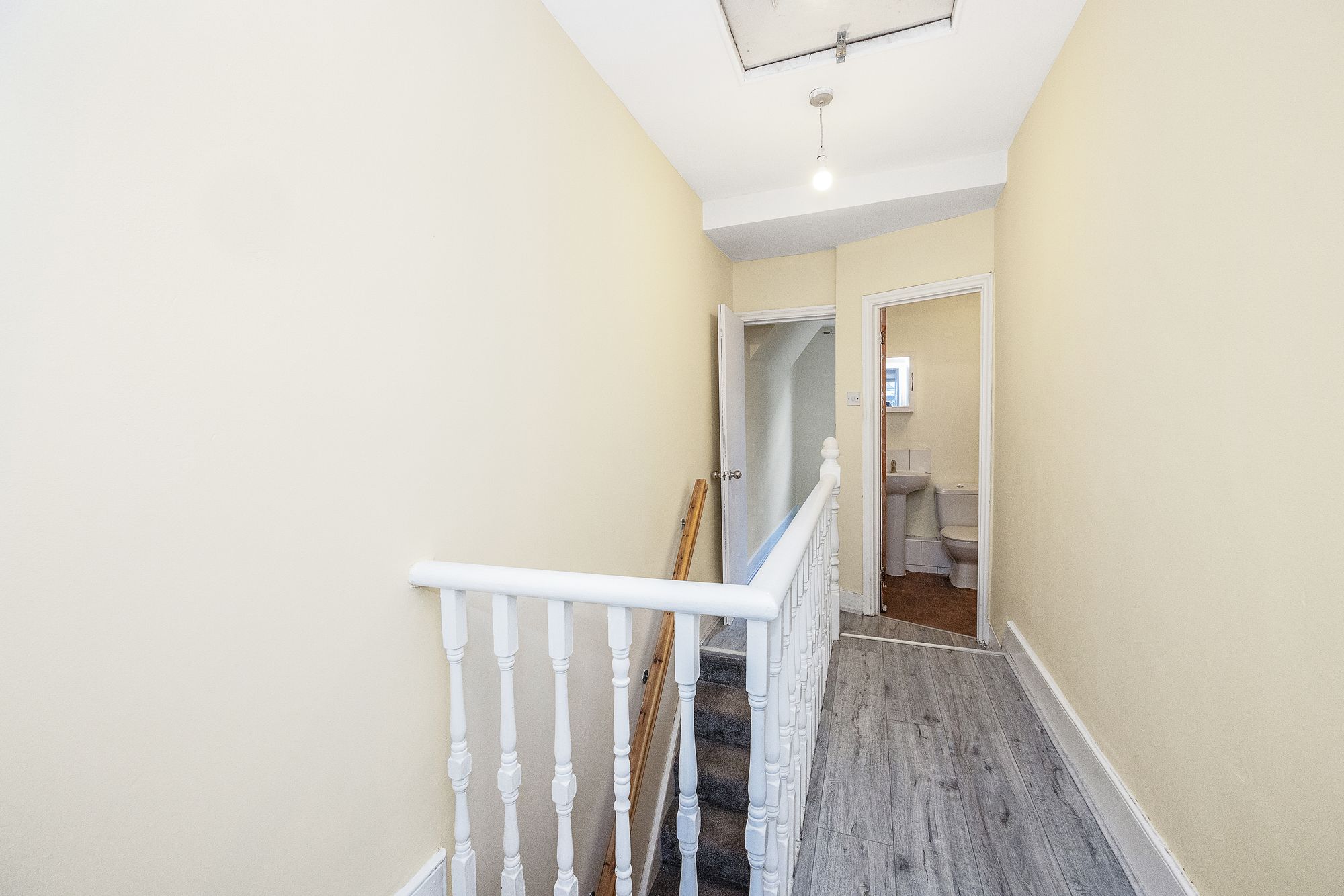 3 bed end of terrace house for sale in Five Oaks Lane, Chigwell, IG7  - Property Image 10