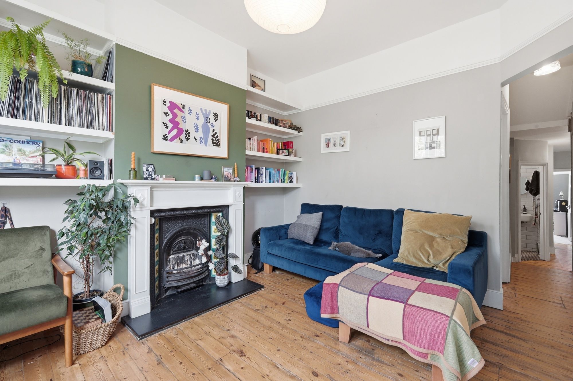 2 bed flat for sale in Albert Road, Leyton, E10  - Property Image 5