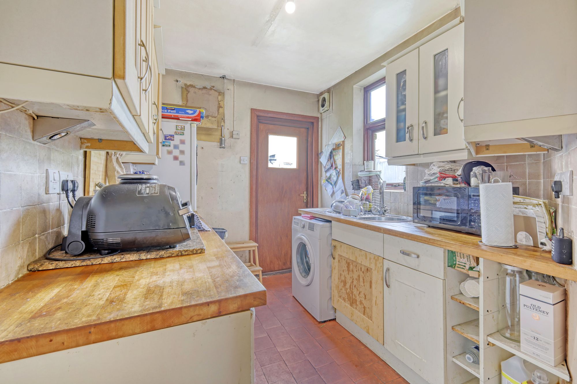 4 bed terraced house for sale in Leslie Road, London, E11  - Property Image 5