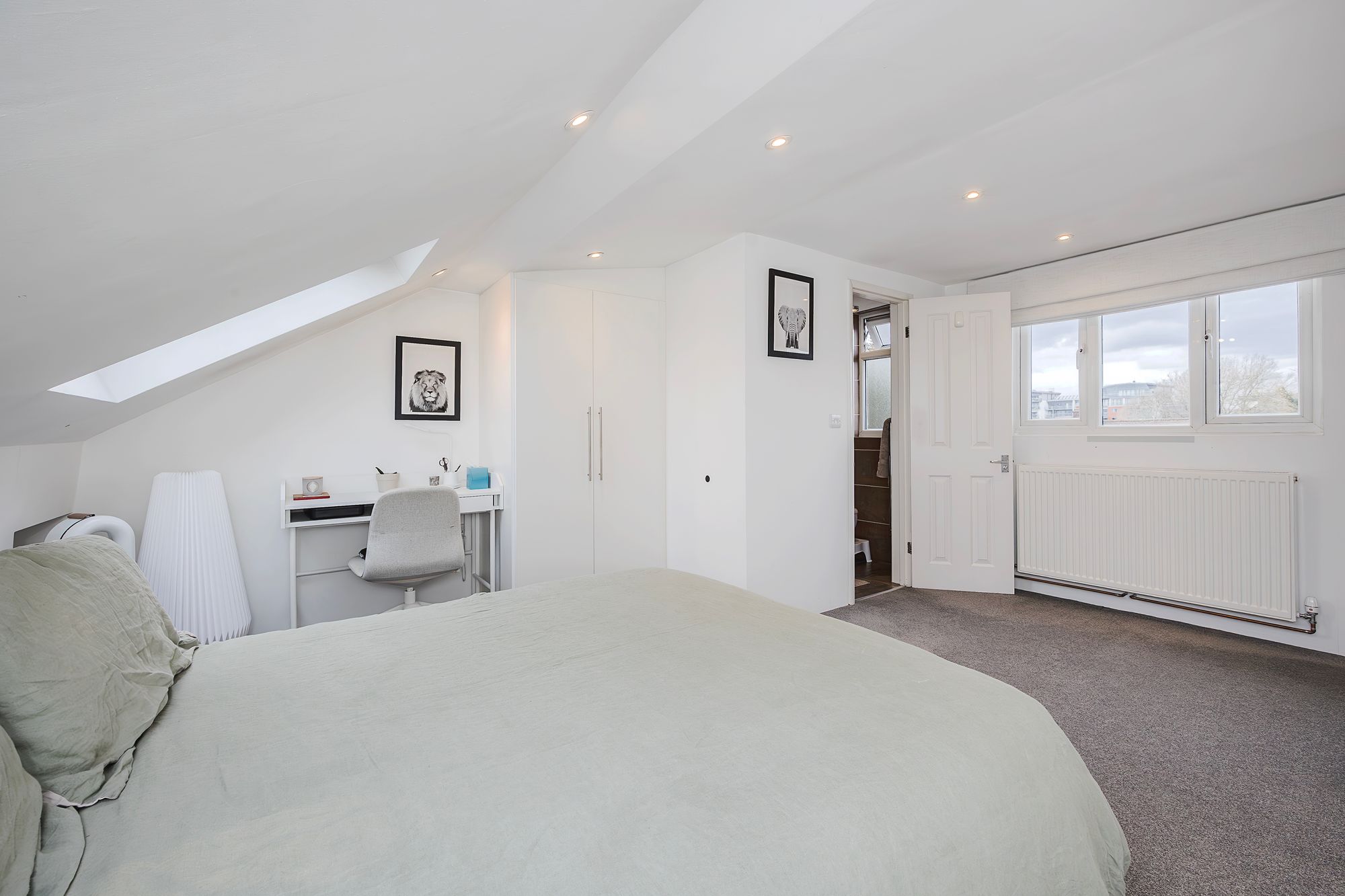 4 bed end of terrace house for sale in Adelaide Road, Leyton, E10  - Property Image 11